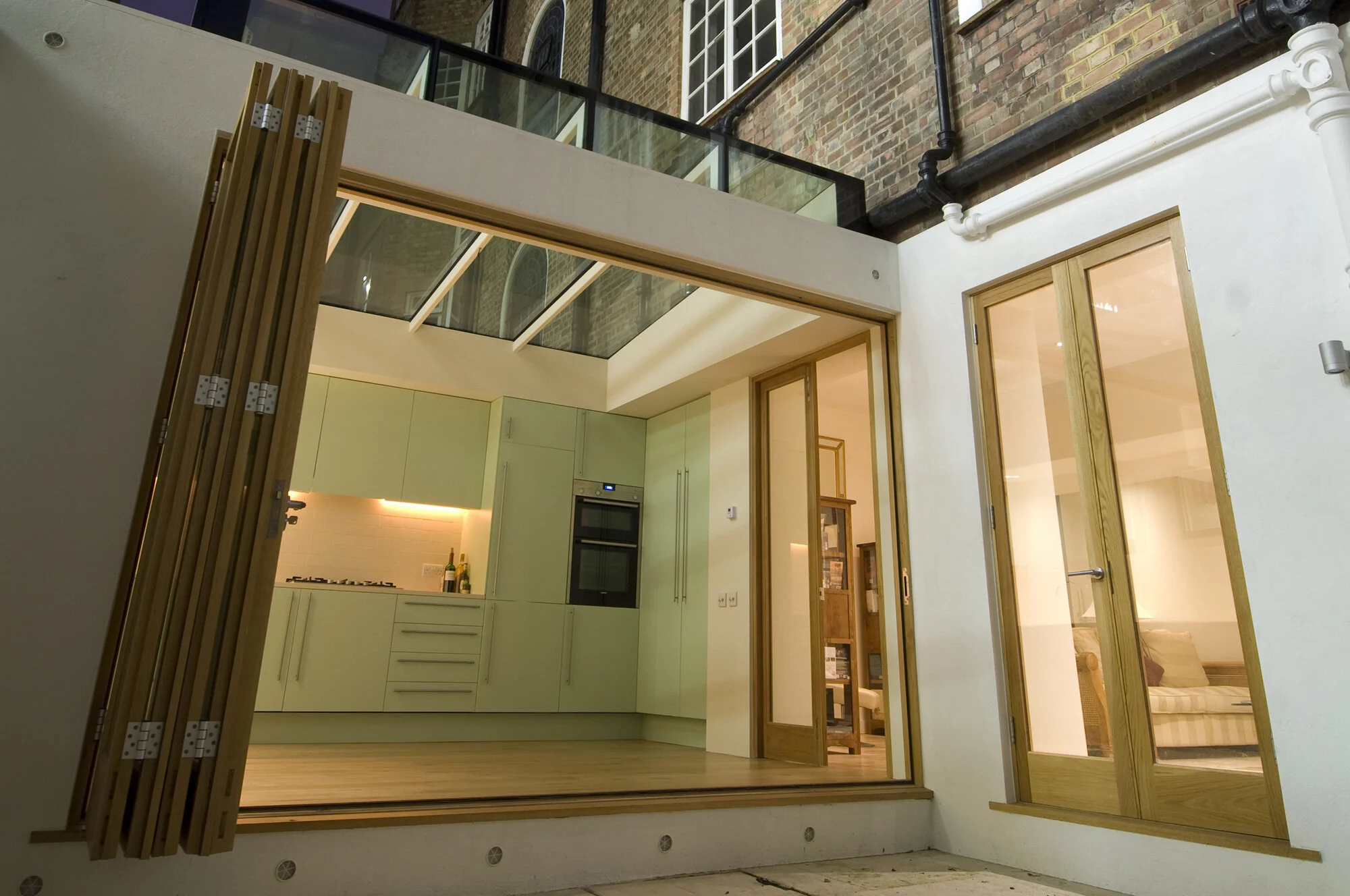 [www.franklinpm.co.uk][903]Smith-Square1-2.jpg
