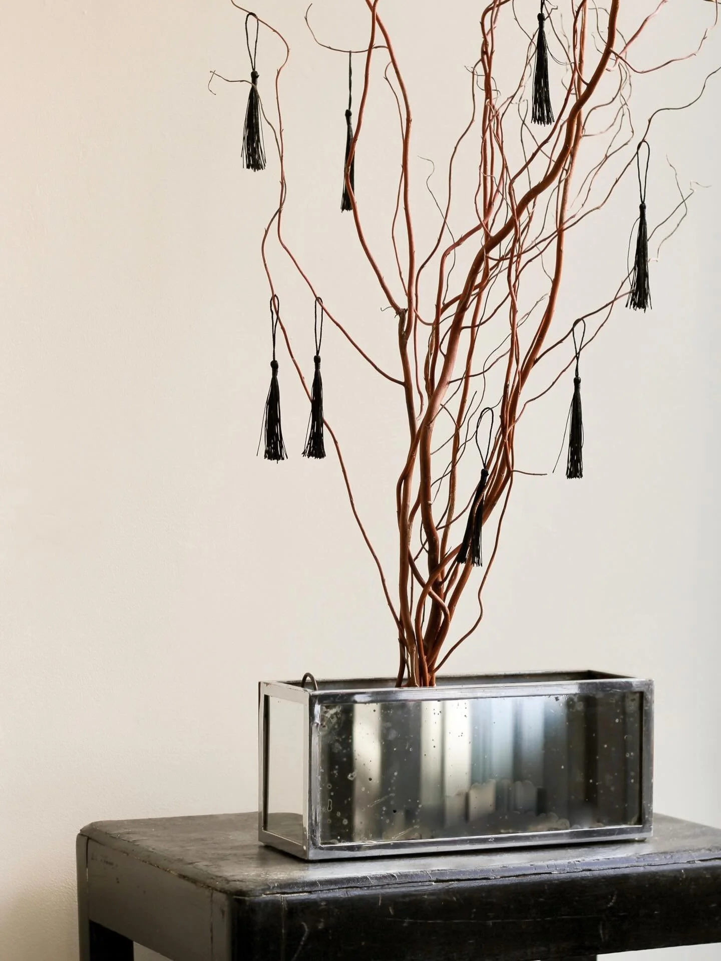 Back open Friday and Saturday through December without appointment, 11-5 🖤