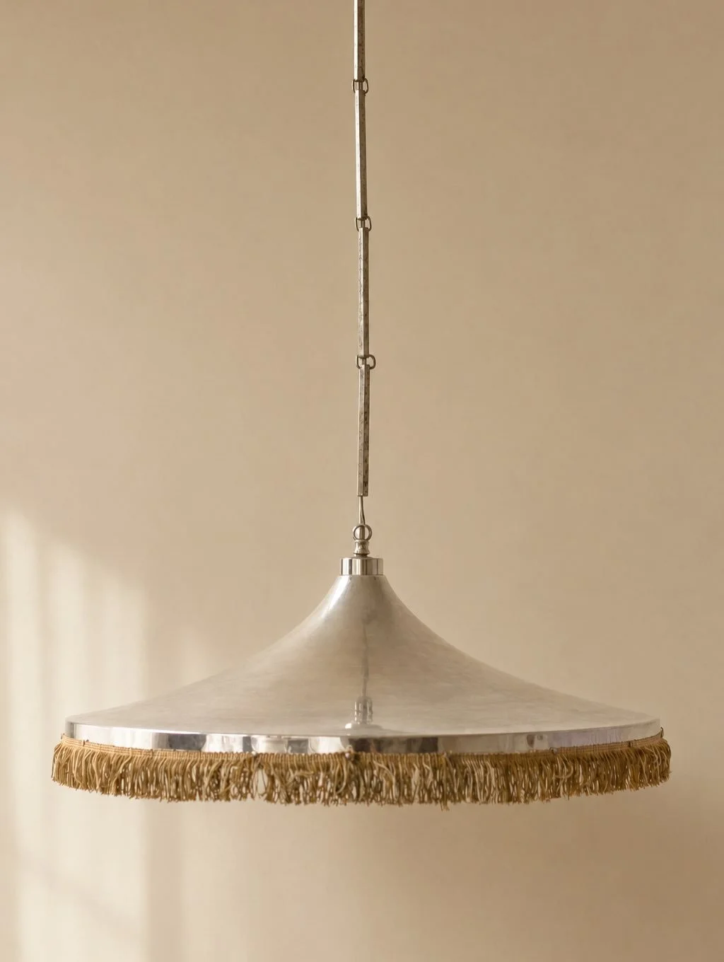 A large circular flared ceiling pendant in chrome with fringed edge, with original chain and ceiling rose.

Three available, priced individually. 

French C1930

Diameter: 56cm
Length of chain: 120cm
