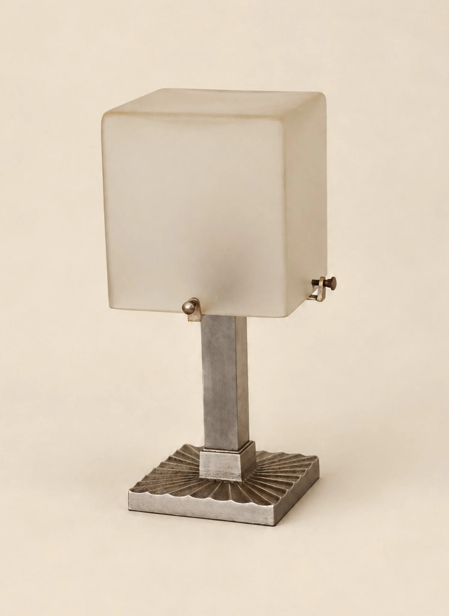 lamp002-2.jpg