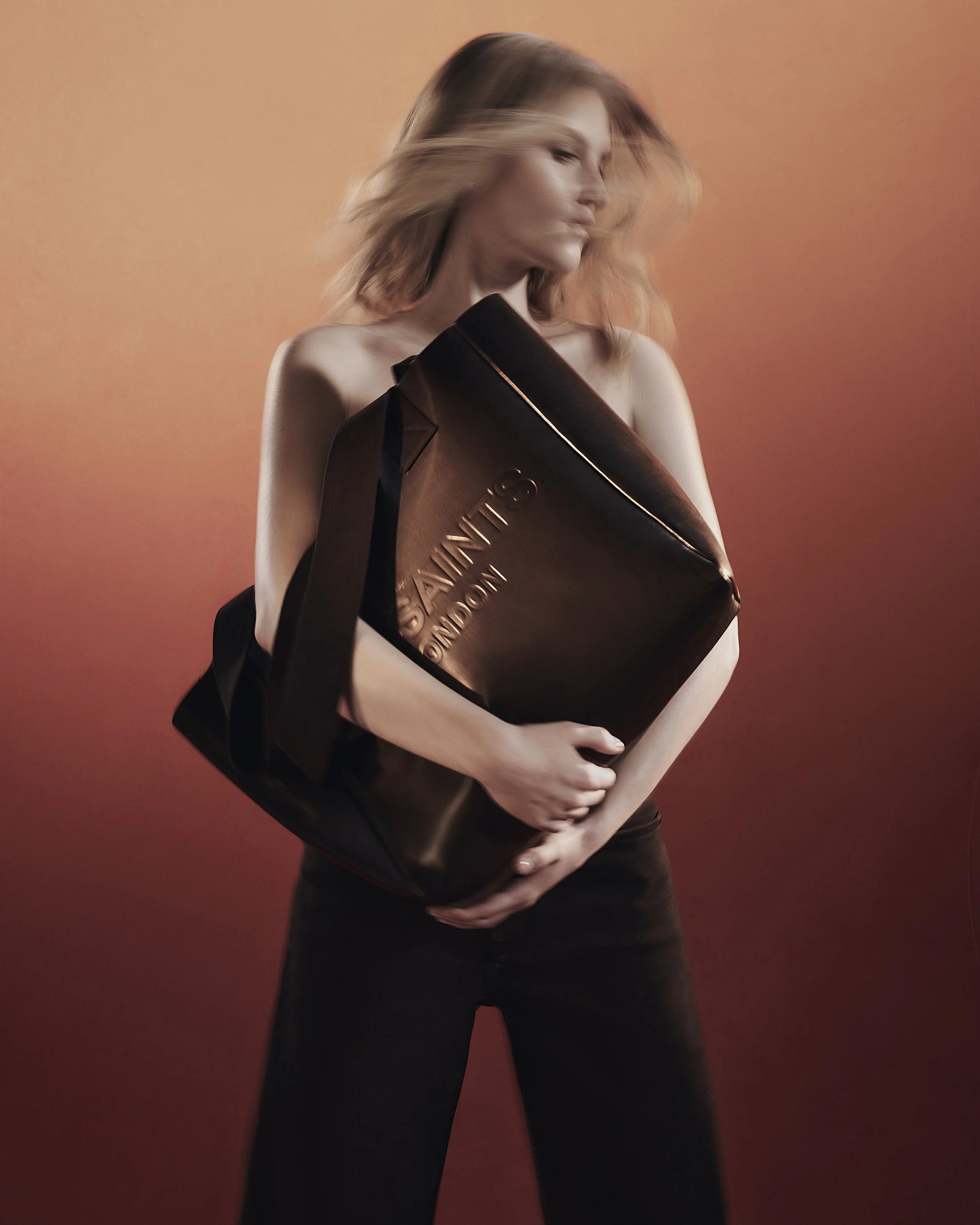 Agent Sends_AS Forever Leather 2025_Images_LeatherForever_Q3_300DPI_RGB_142.jpg