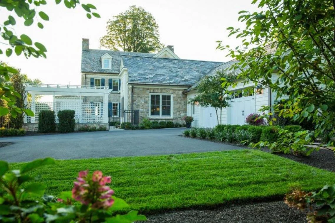 Landscaping Companies Near Me Hiring : Indiana Landscaping Companies Turning Down Work Due To Lack Of Employees Wttv Cbs4indy : Are they licensed, bonded and insured?