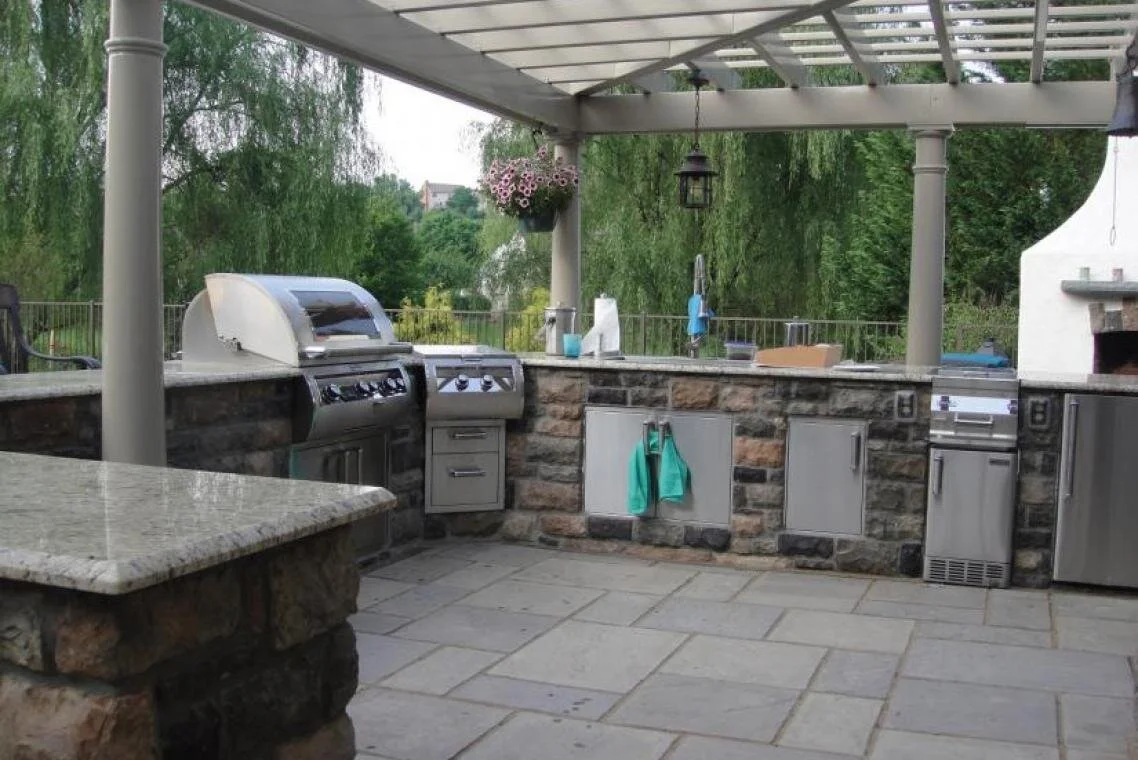 5 Best Outdoor Kitchen Design Ideas In Enola Pa Goldglo Landscapes
