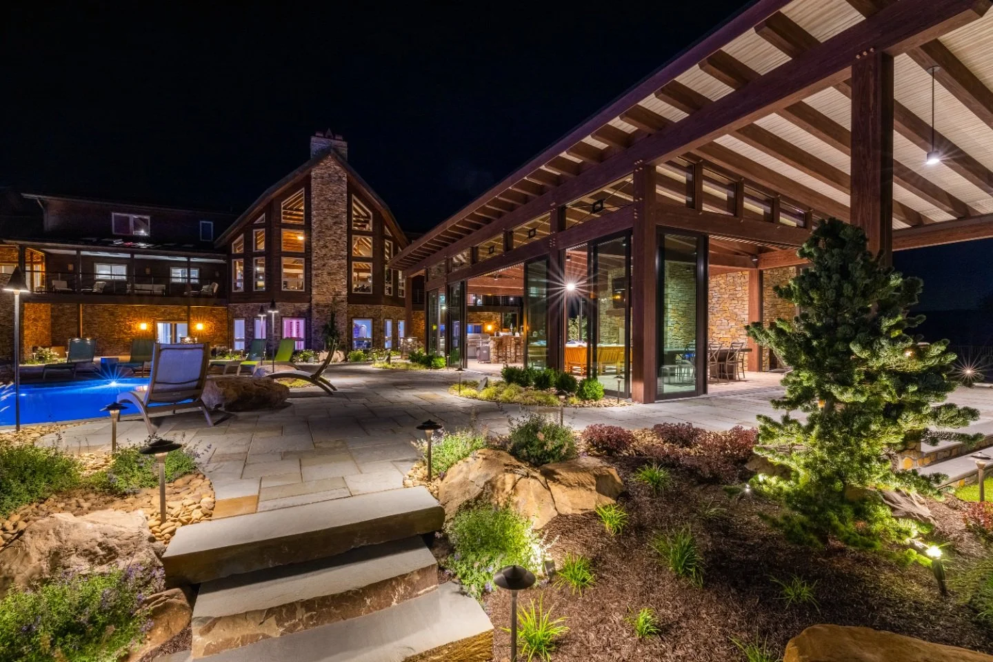 View of Award Winning Modern Mountain Resort in Millersburg, PA | GoldGlo ...