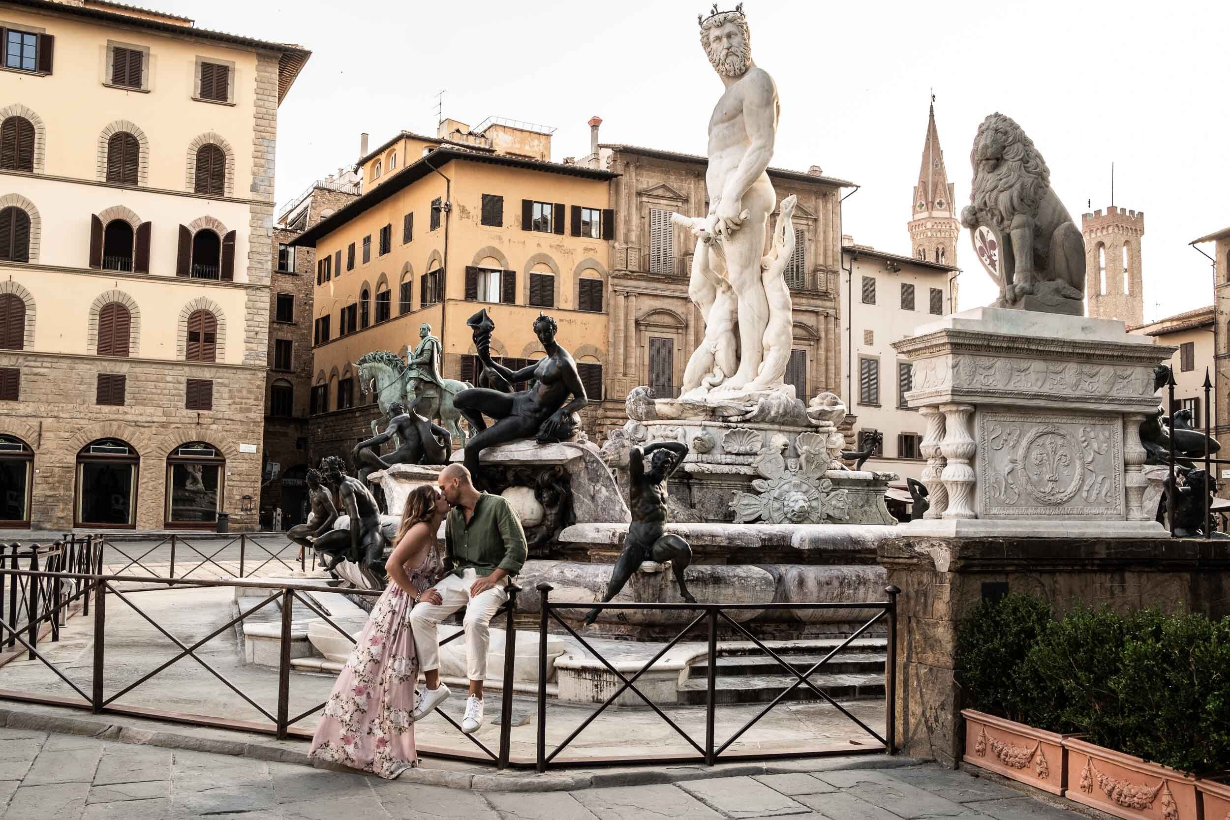 00010Engagment_fidanzamento_Italy_wedding_photographer_Florence_Positano_Amalfi_Coast_Capri.jpg