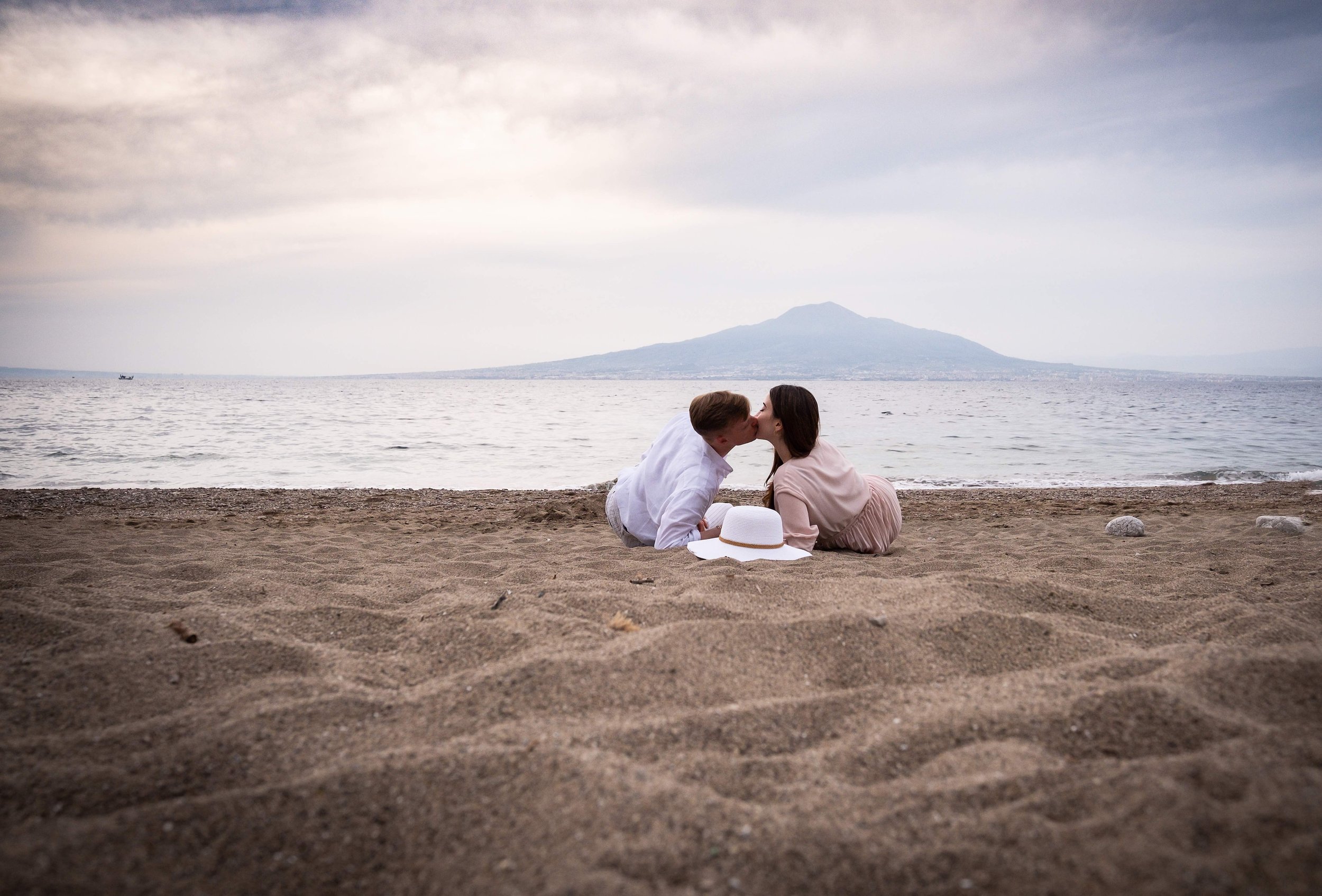 15_Engagement_Photographer_Sorrento_VicoEquense_Couple_Photos_VincentAiello_Wedding_Photography_AmalfiCoast_Positano_Capri_.jpg