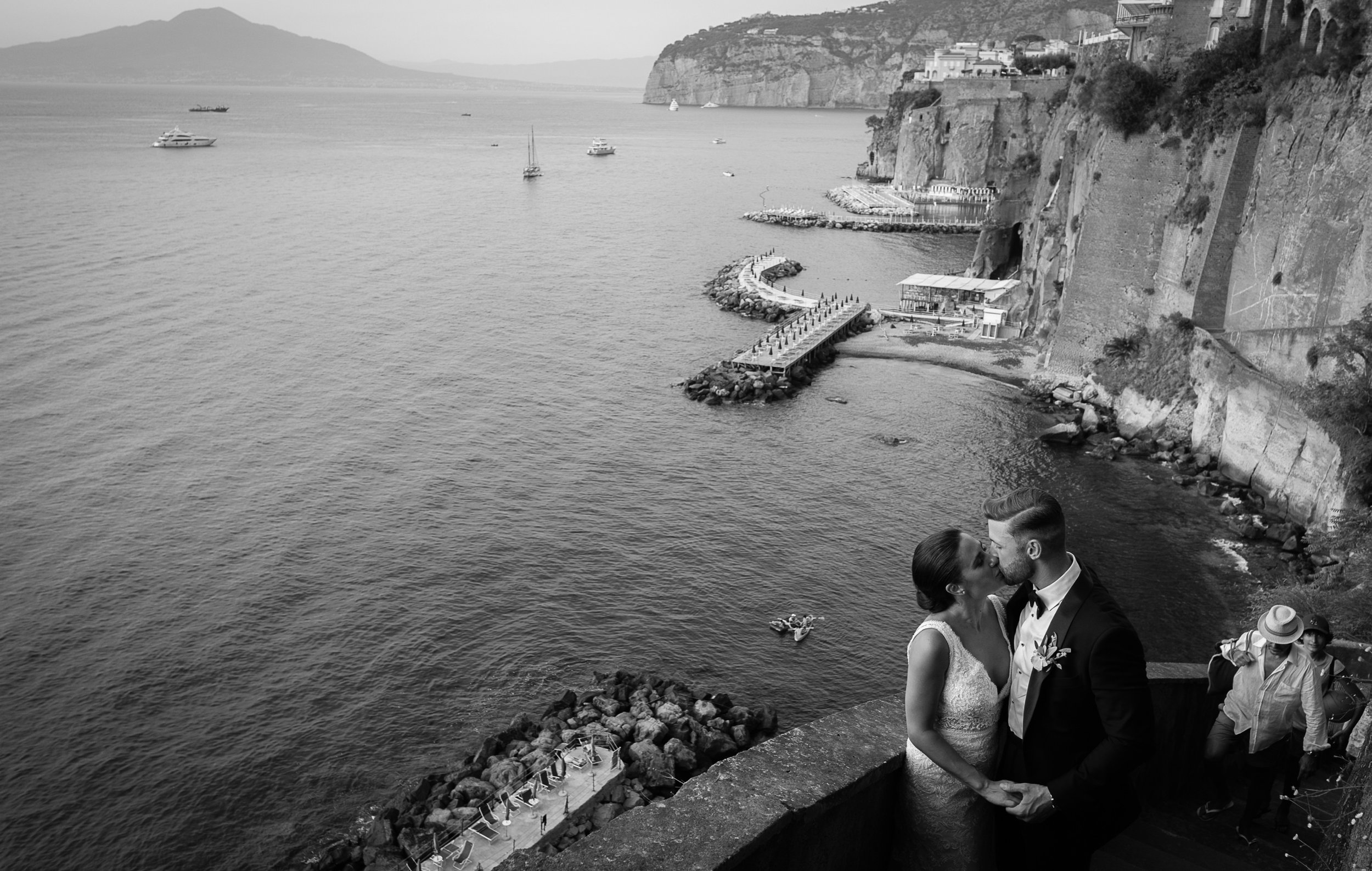 wedding-villa-antiche-mura-sorrento-vincent-aiello-wedding-photographer-23.jpg