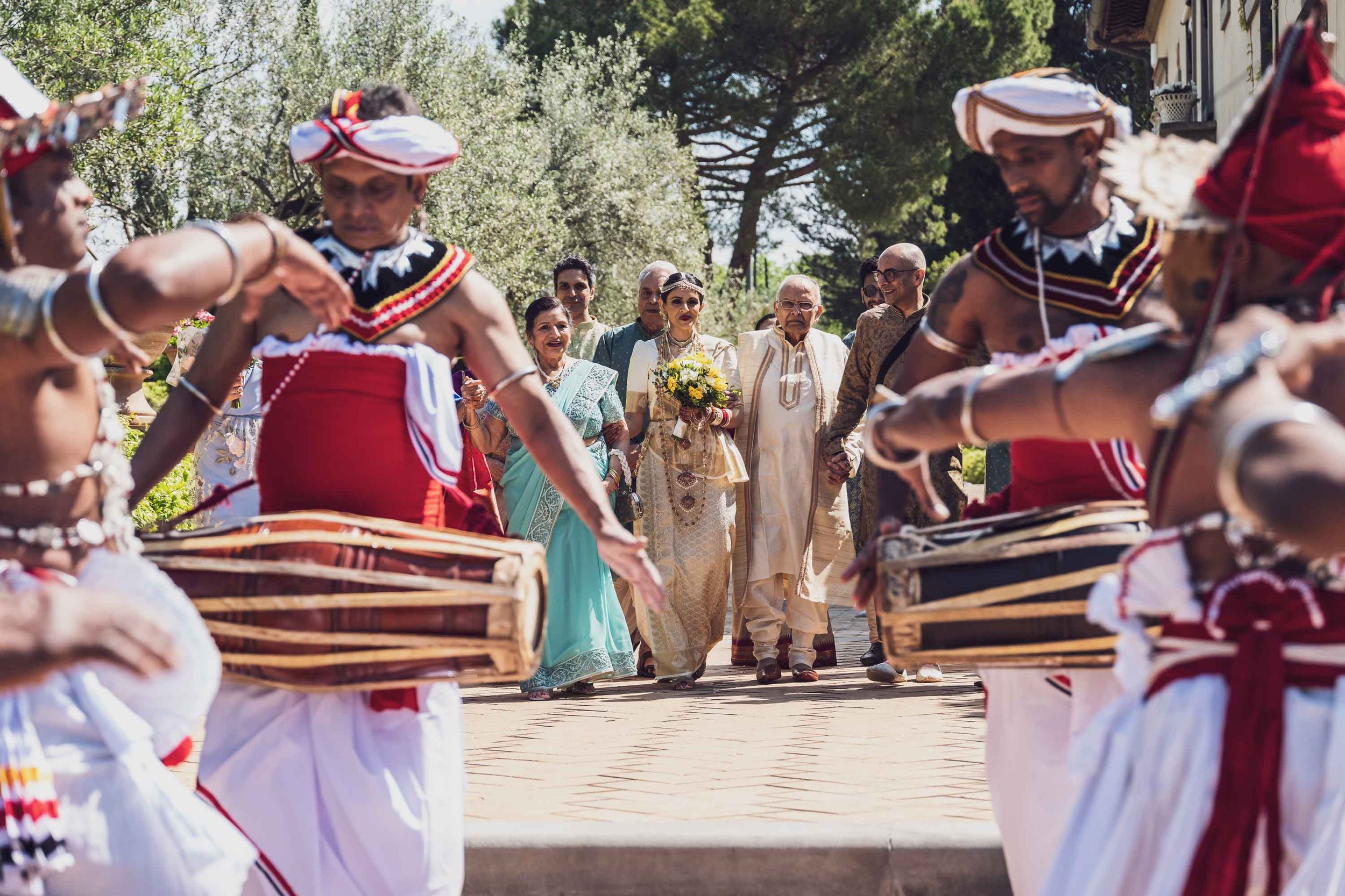 19-sri-lankan-wedding-the-poruwa-ceremony-wedding-chandhima-ishara-vincent-aiello-photography.jpg
