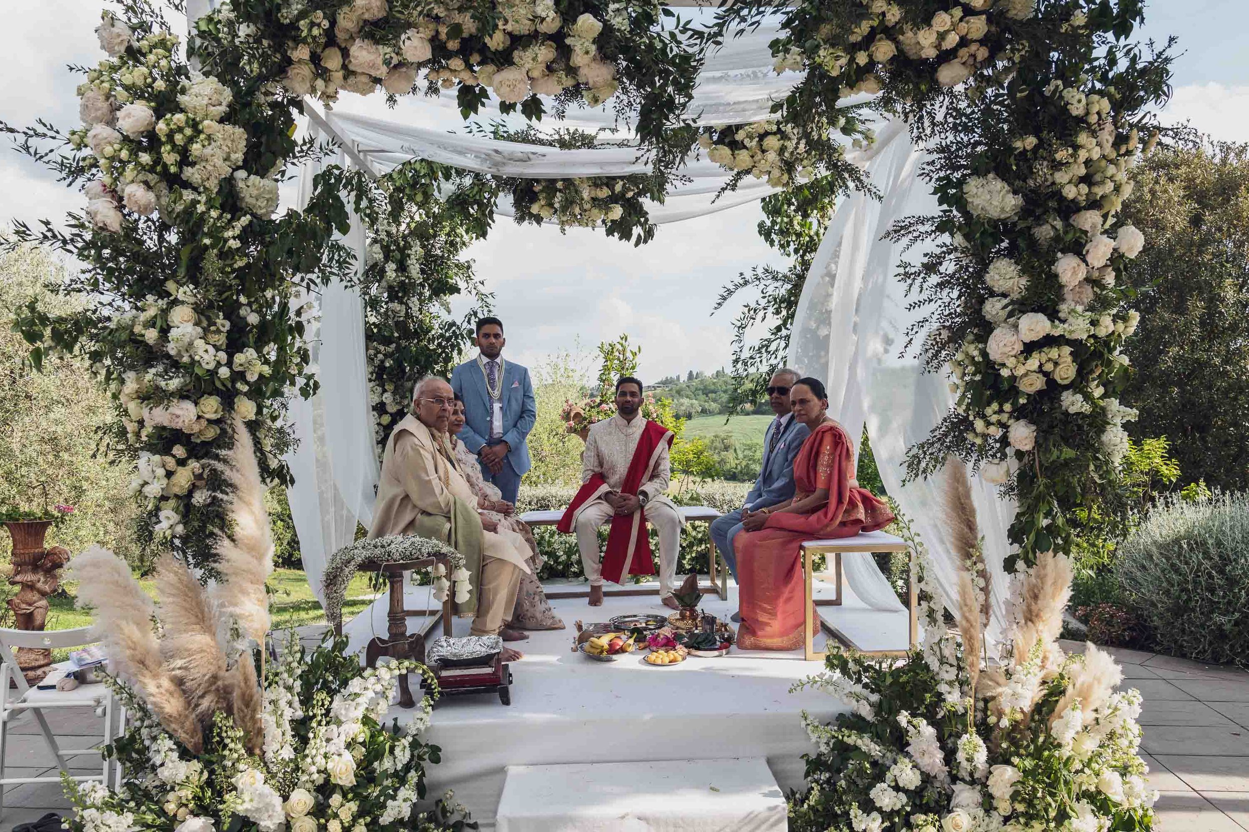 30-indian-hindu-wedding-tenuta-corbinaia-vincent-aiello-photography.jpg