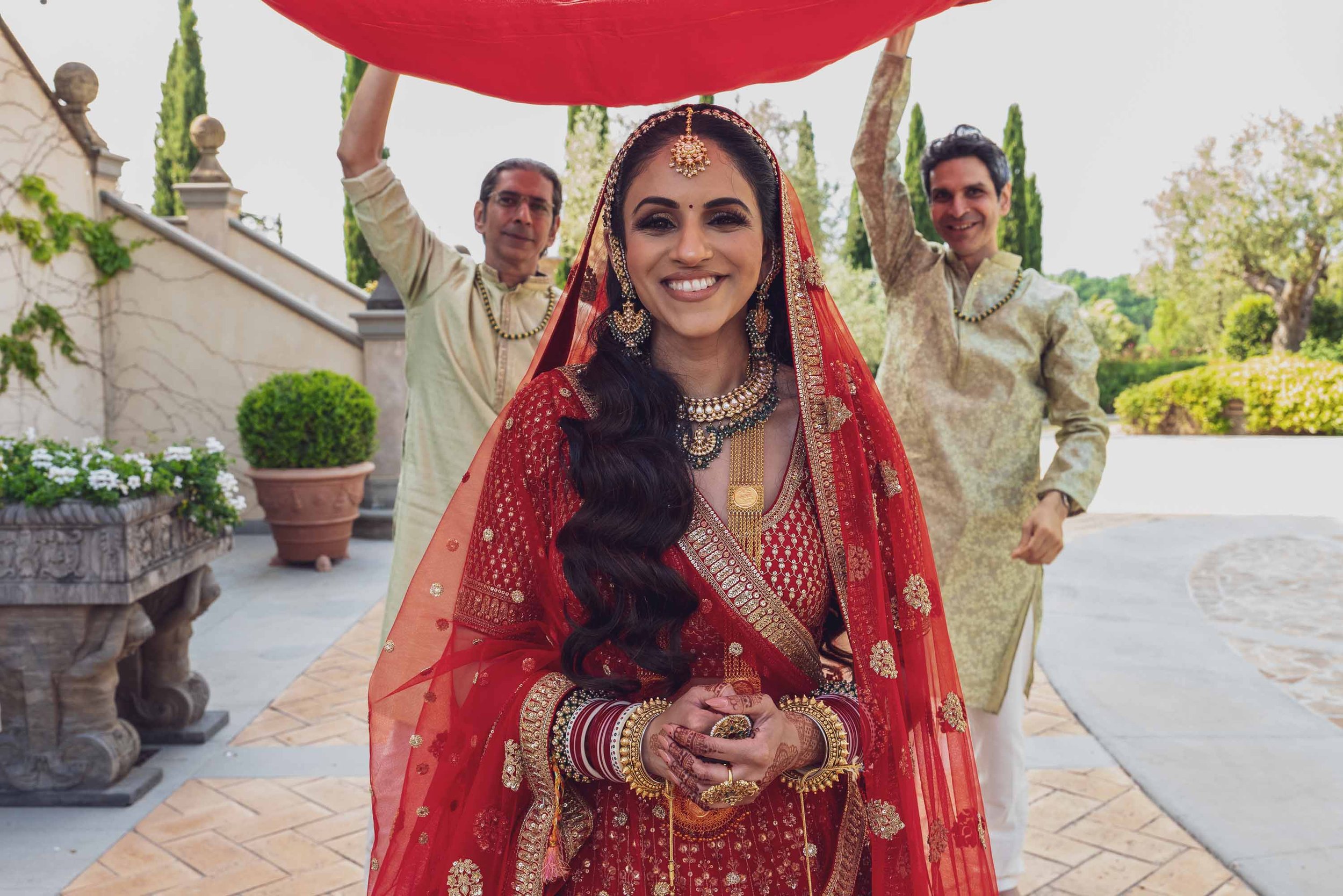31-kanja-indian-hindu-wedding-tenuta-corbinaia-vincent-aiello-photography.jpg
