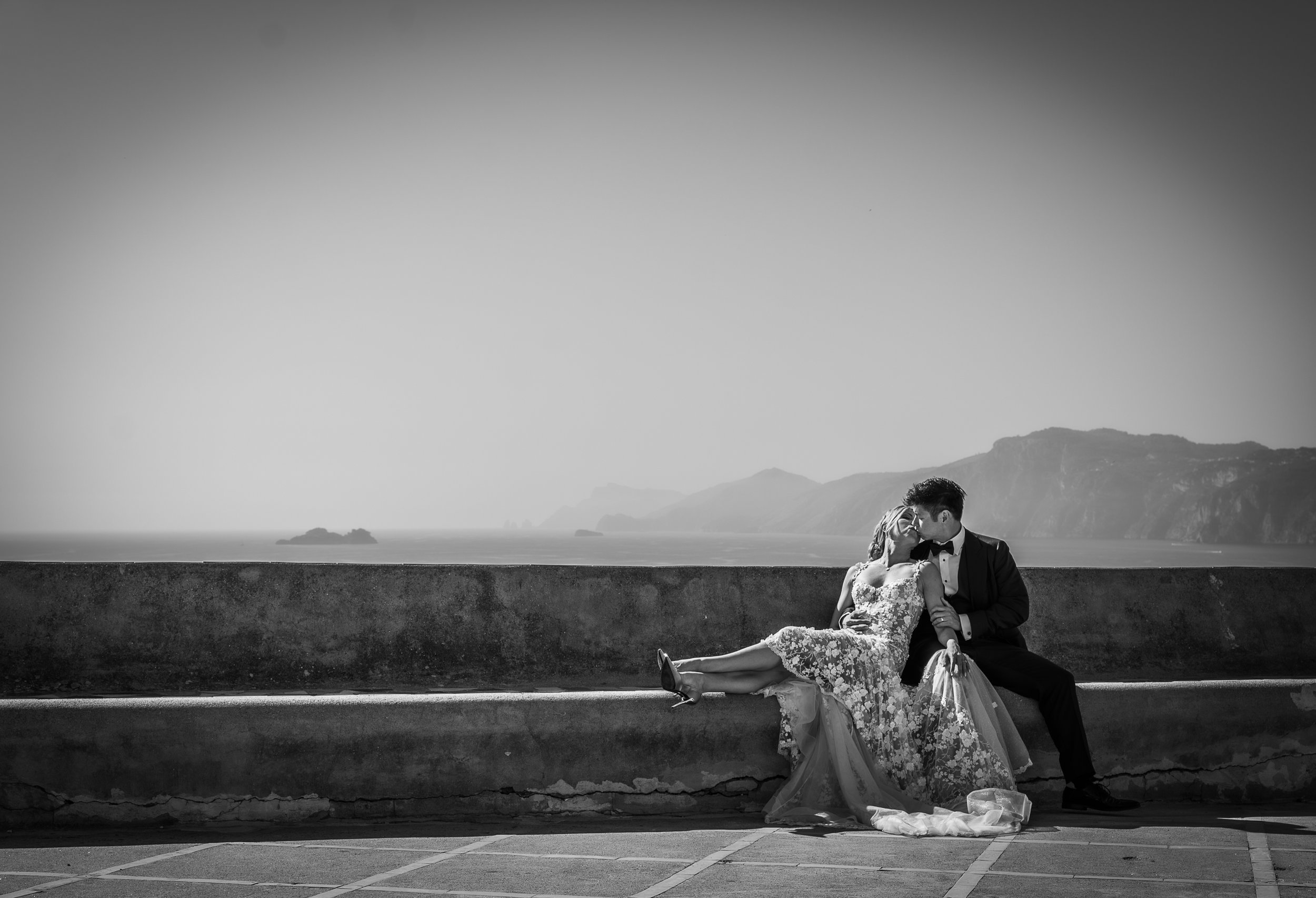 Elopement_Amalfi_Coast_Vincent_Aiello_Photography_positano_Sorrento_Couple Shoot_Wedding_Photography_00019.jpg