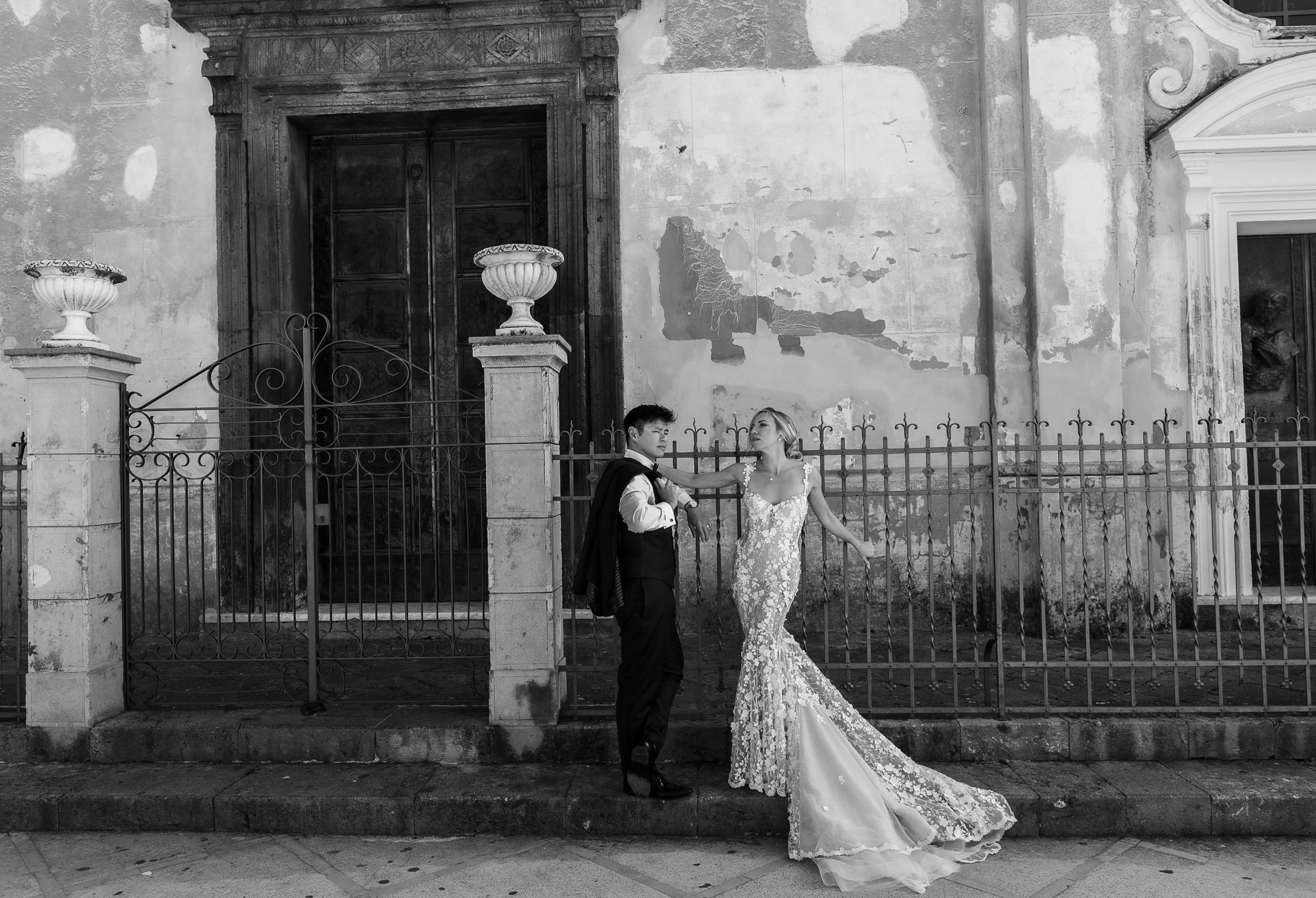 Elopement_Amalfi_Coast_Vincent_Aiello_Photography_positano_Sorrento_Couple Shoot_Wedding_Photography_00023.jpg