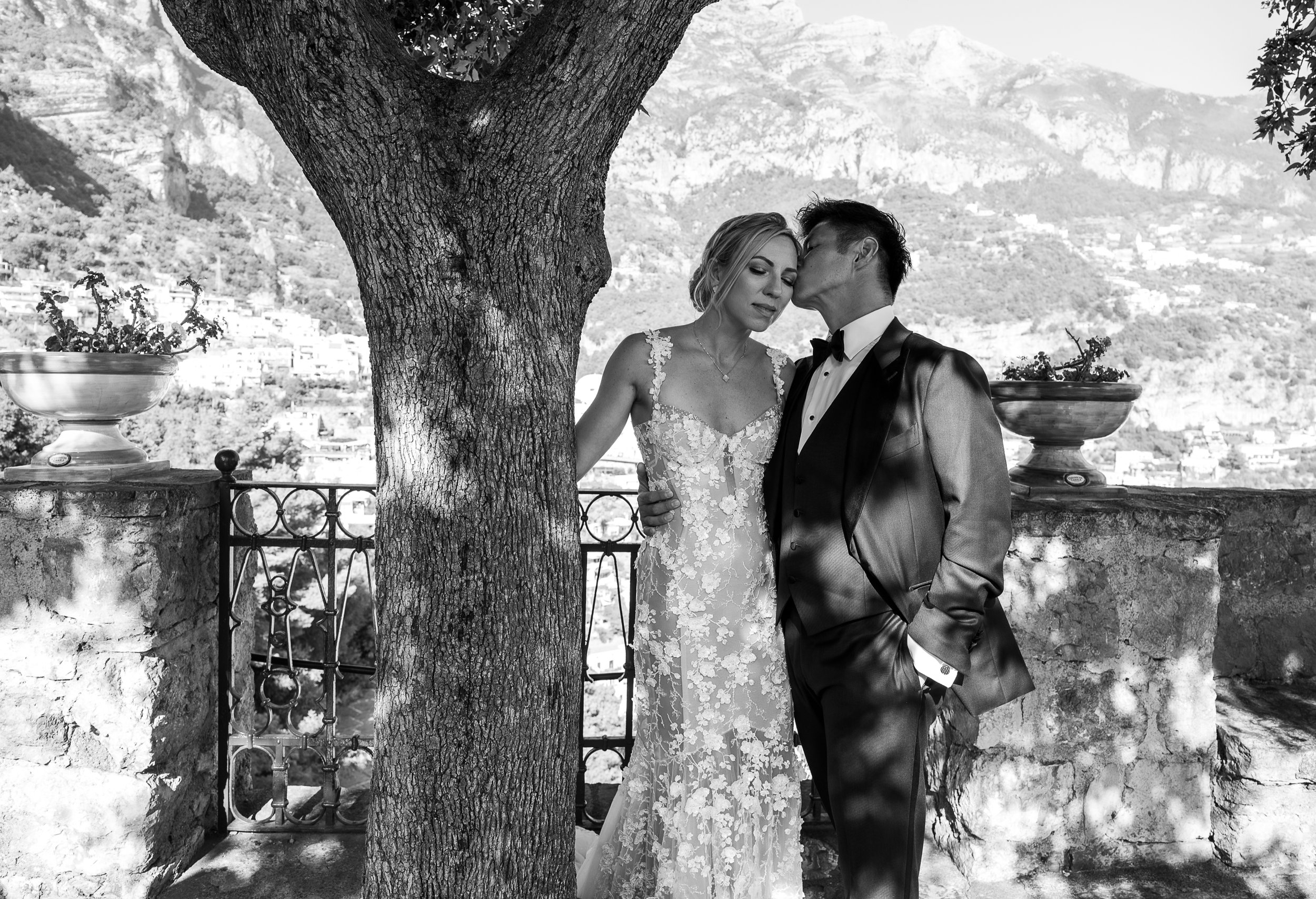 Elopement_Amalfi_Coast_Vincent_Aiello_Photography_positano_Sorrento_Couple Shoot_Wedding_Photography_00042.jpg
