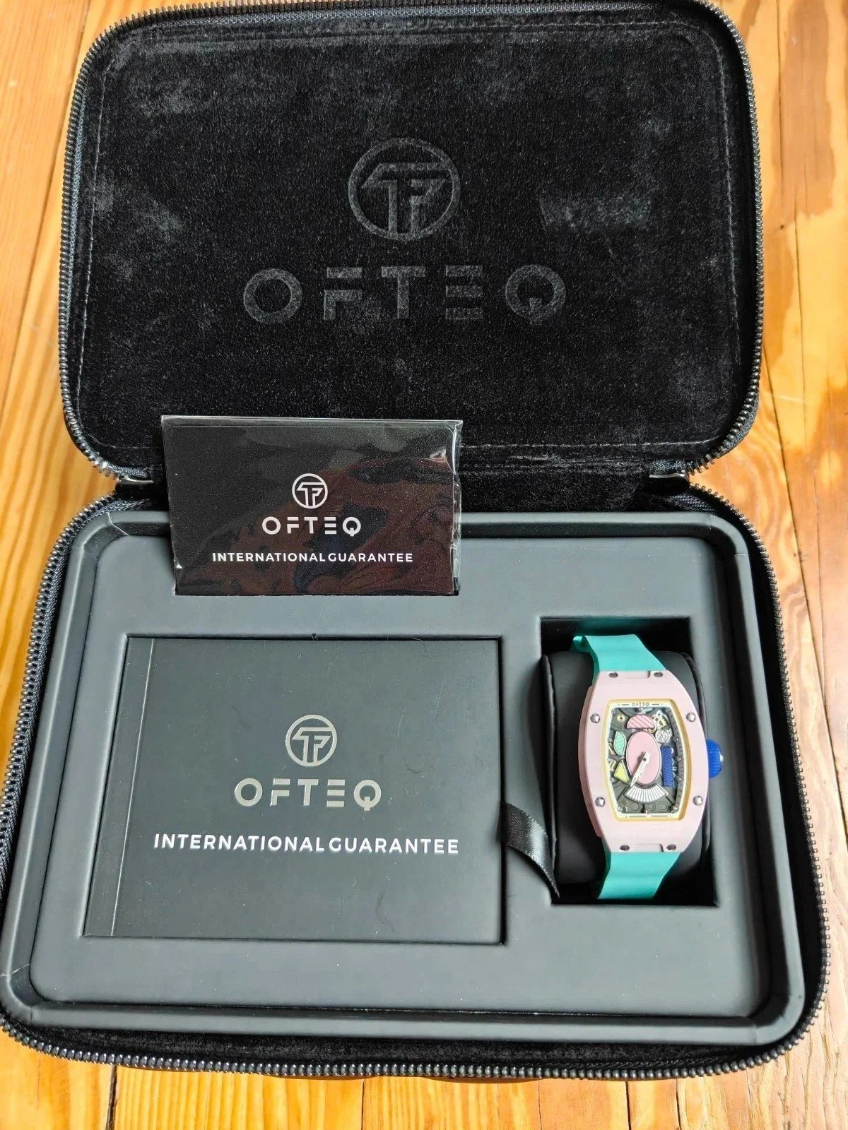 ofteq-fq-19-ice-cream-pink-box-papers.jpg