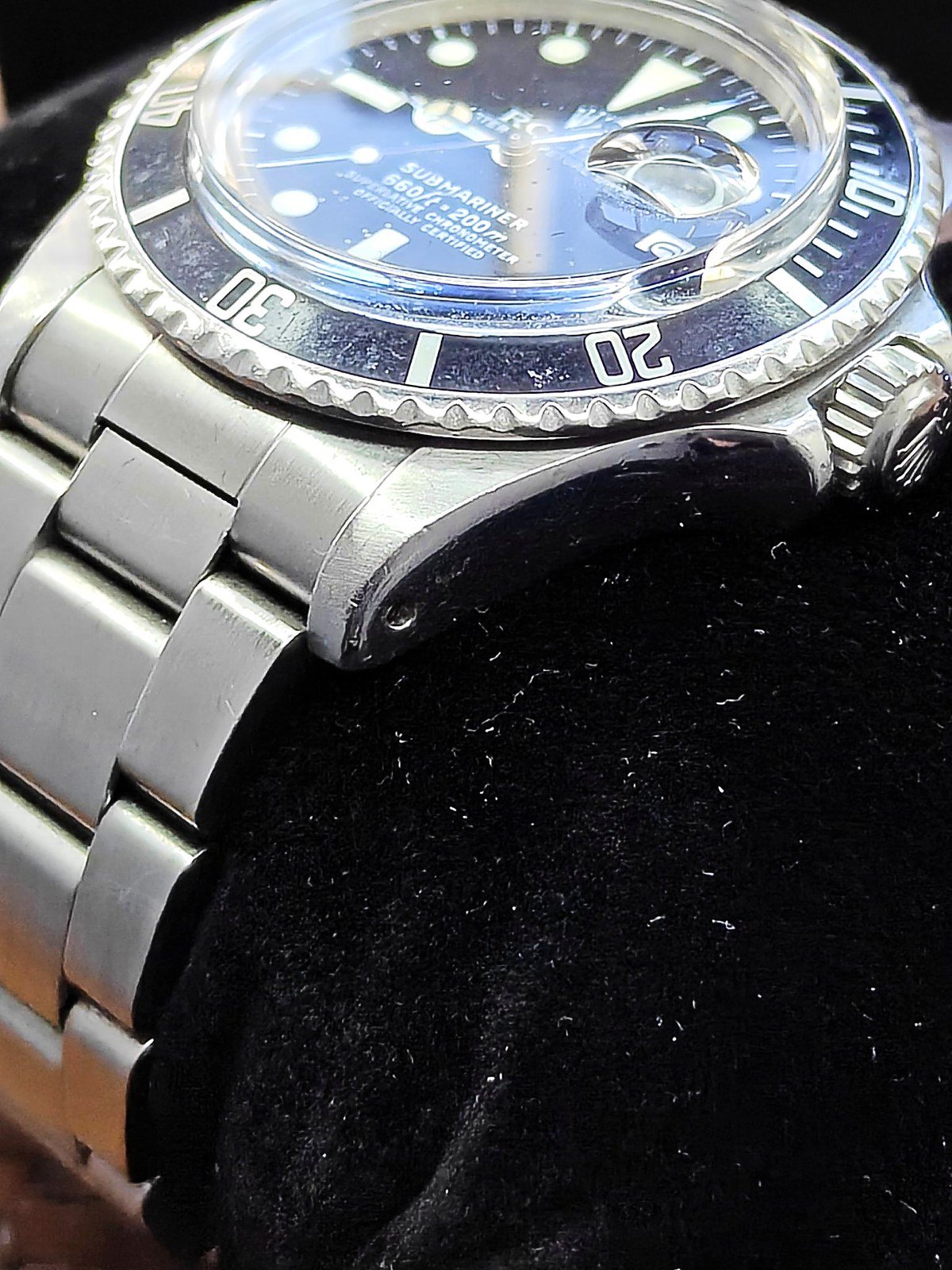 rolex-sub-date-1680-1978-dial-closeup.jpg