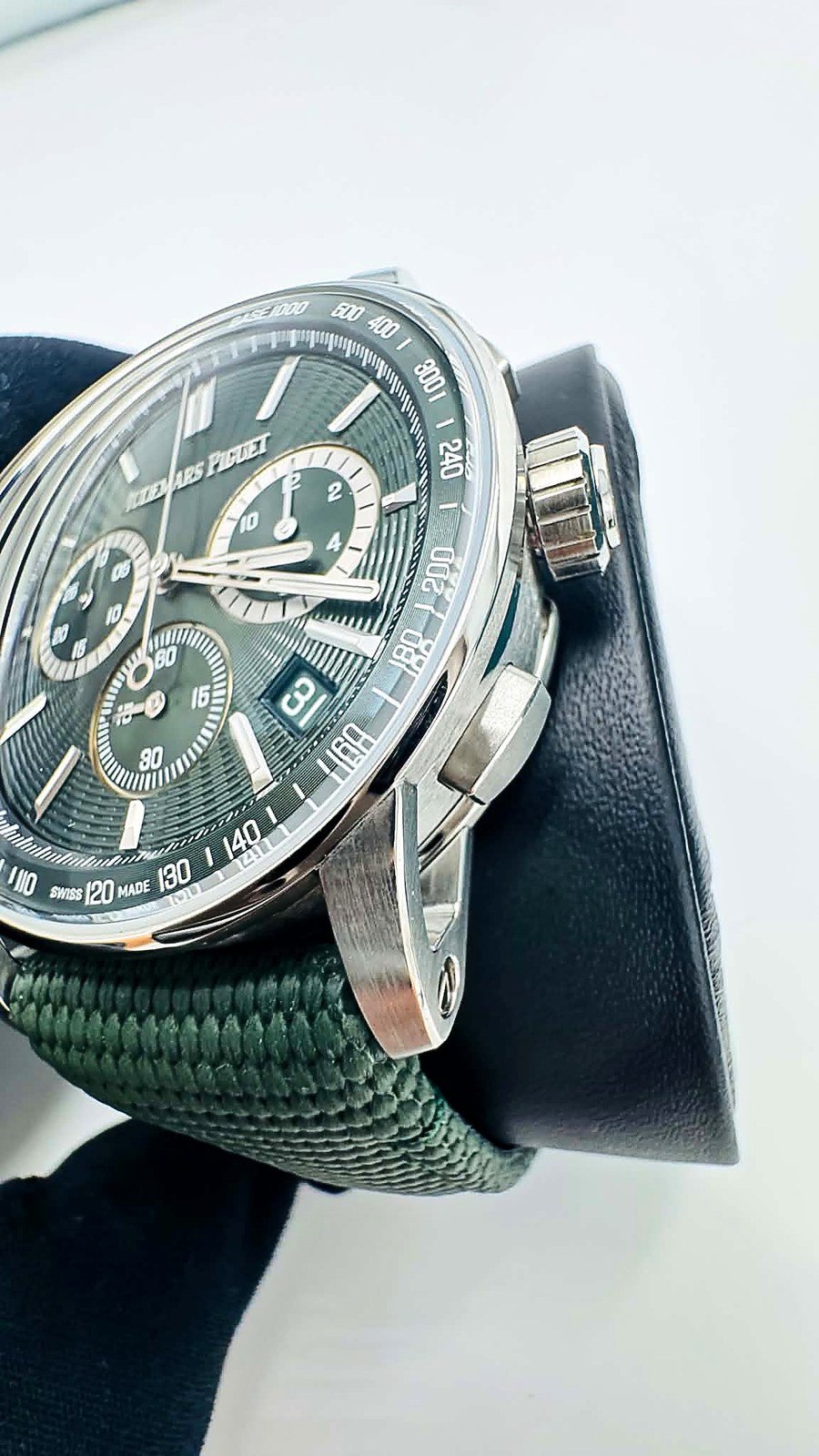 Audemars Piguet Code 11.59 41mm steel case, side view