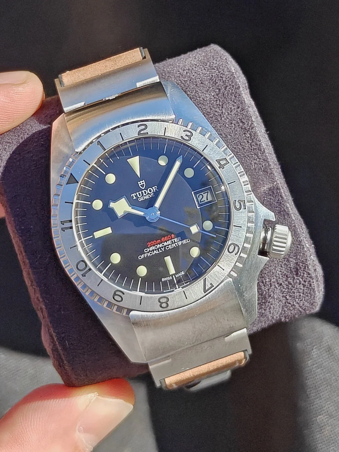 01_Front_Dial_970113.jpg