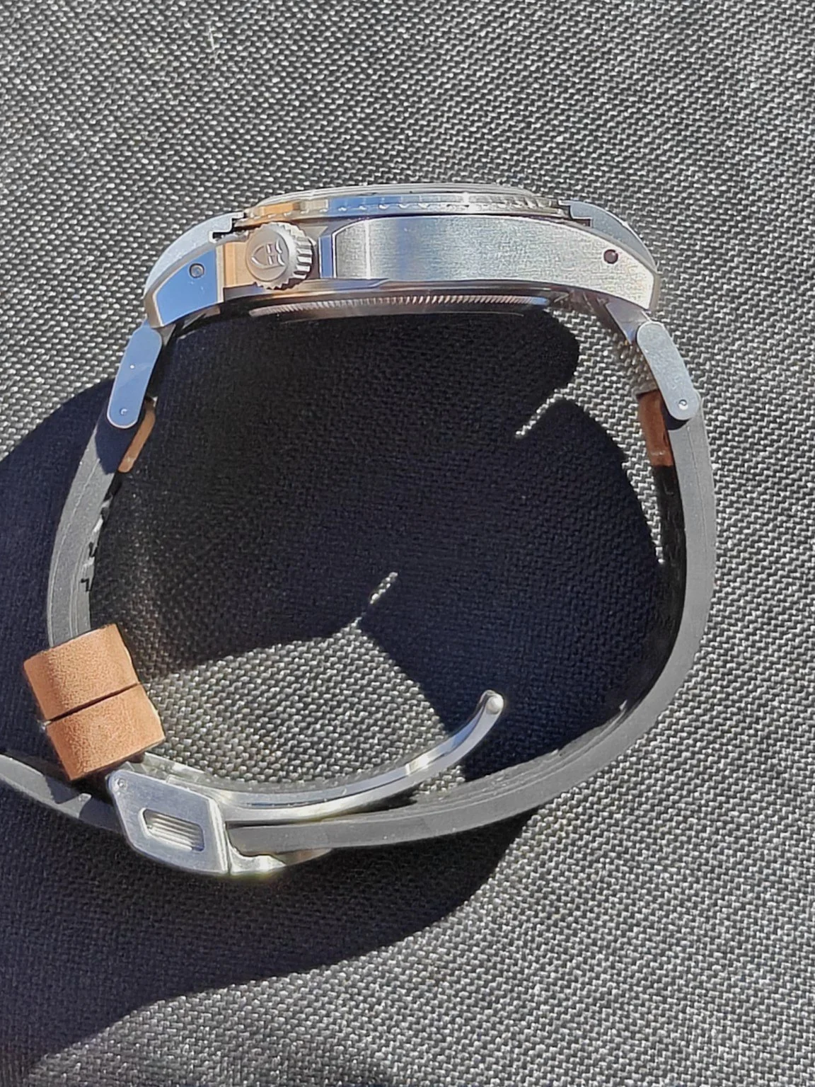 03_Case_Profile_970115.jpg