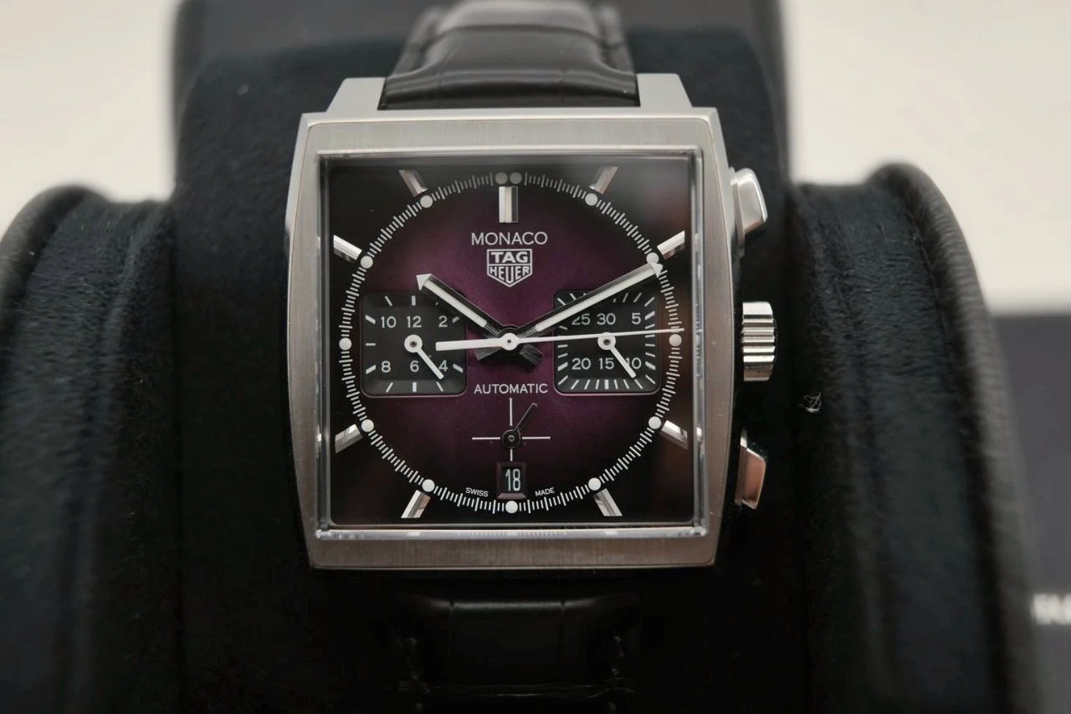 01_Front_Dial.jpg