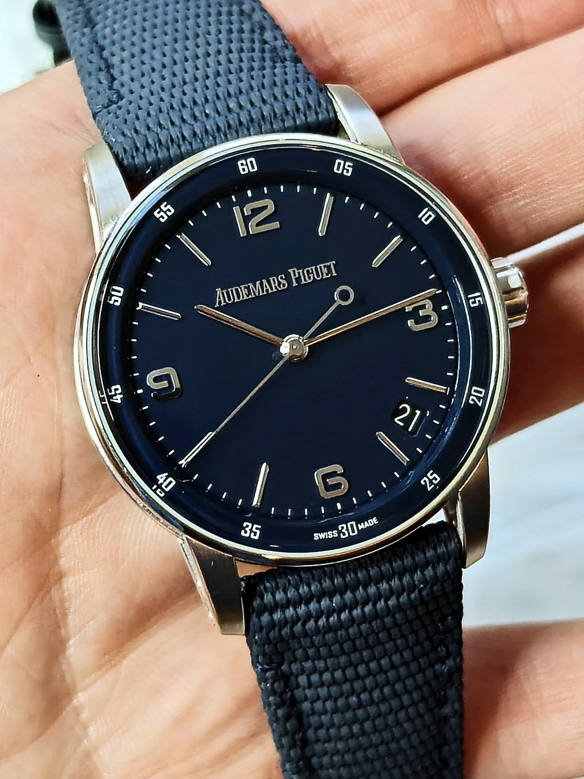 audemars-piguet-code-1159-15210bc-blue-in-hand.jpg