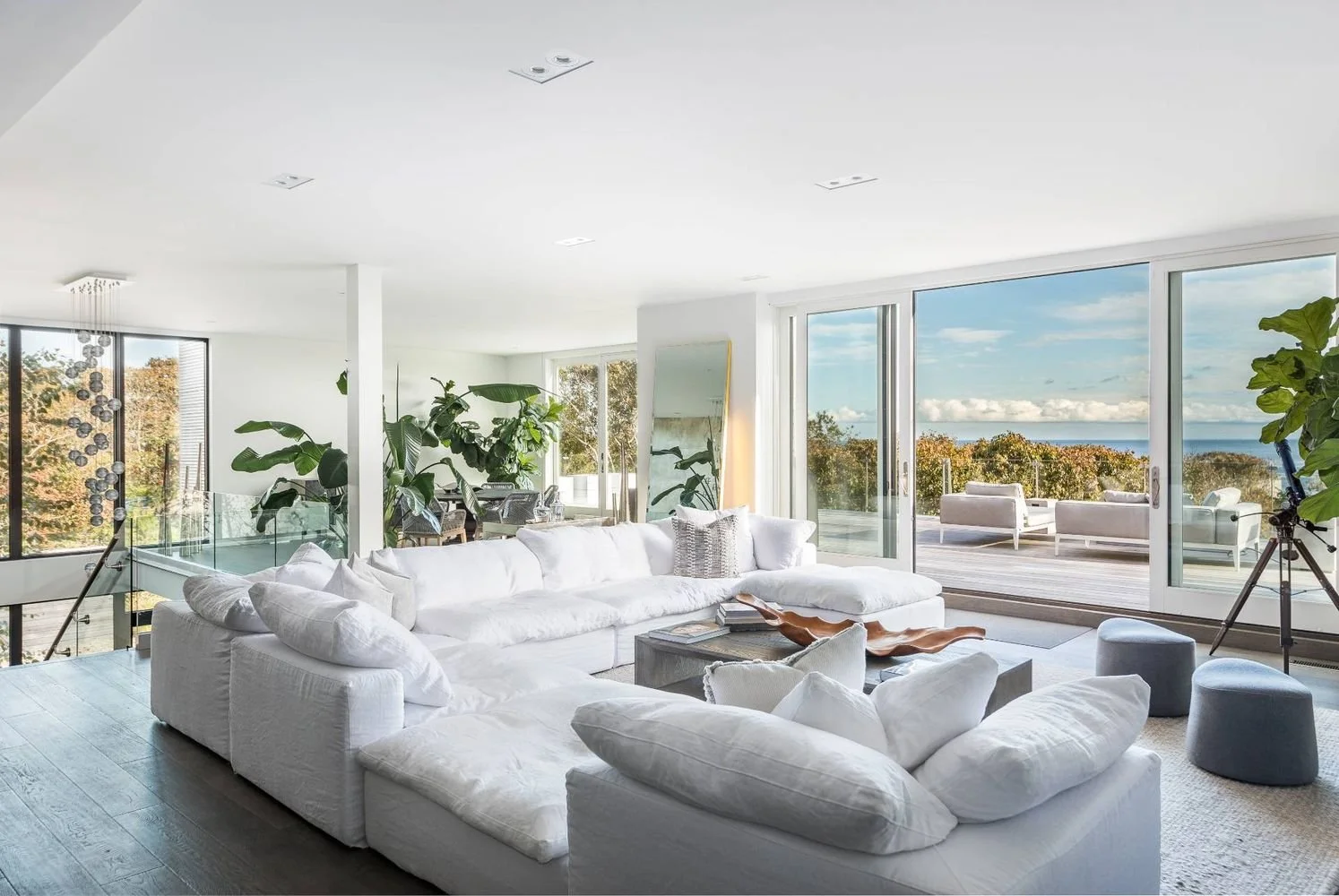 225 Old Montauk Hwy, Montauk, NY