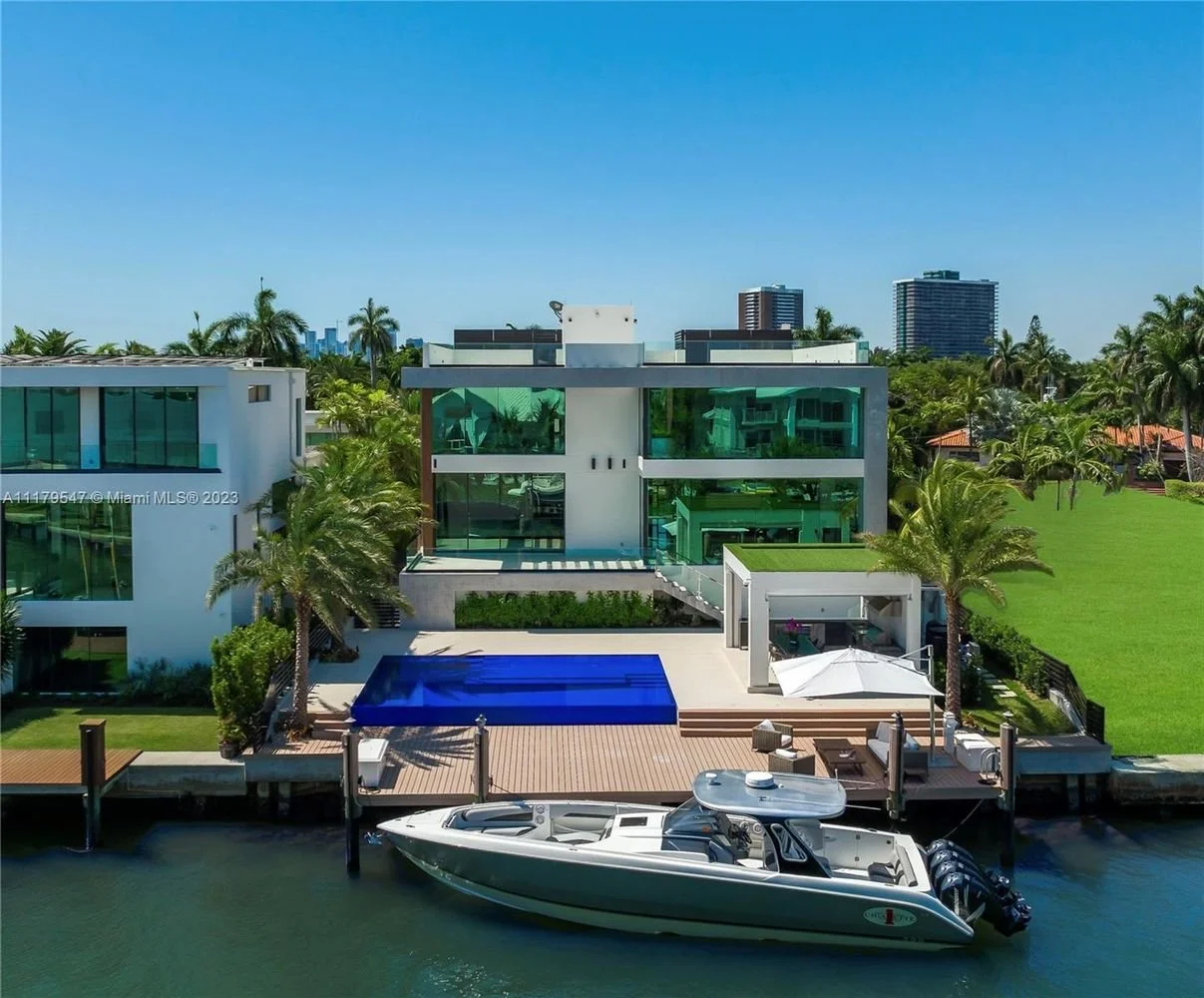 1125 Belle Meade Island Dr, Miami, FL 