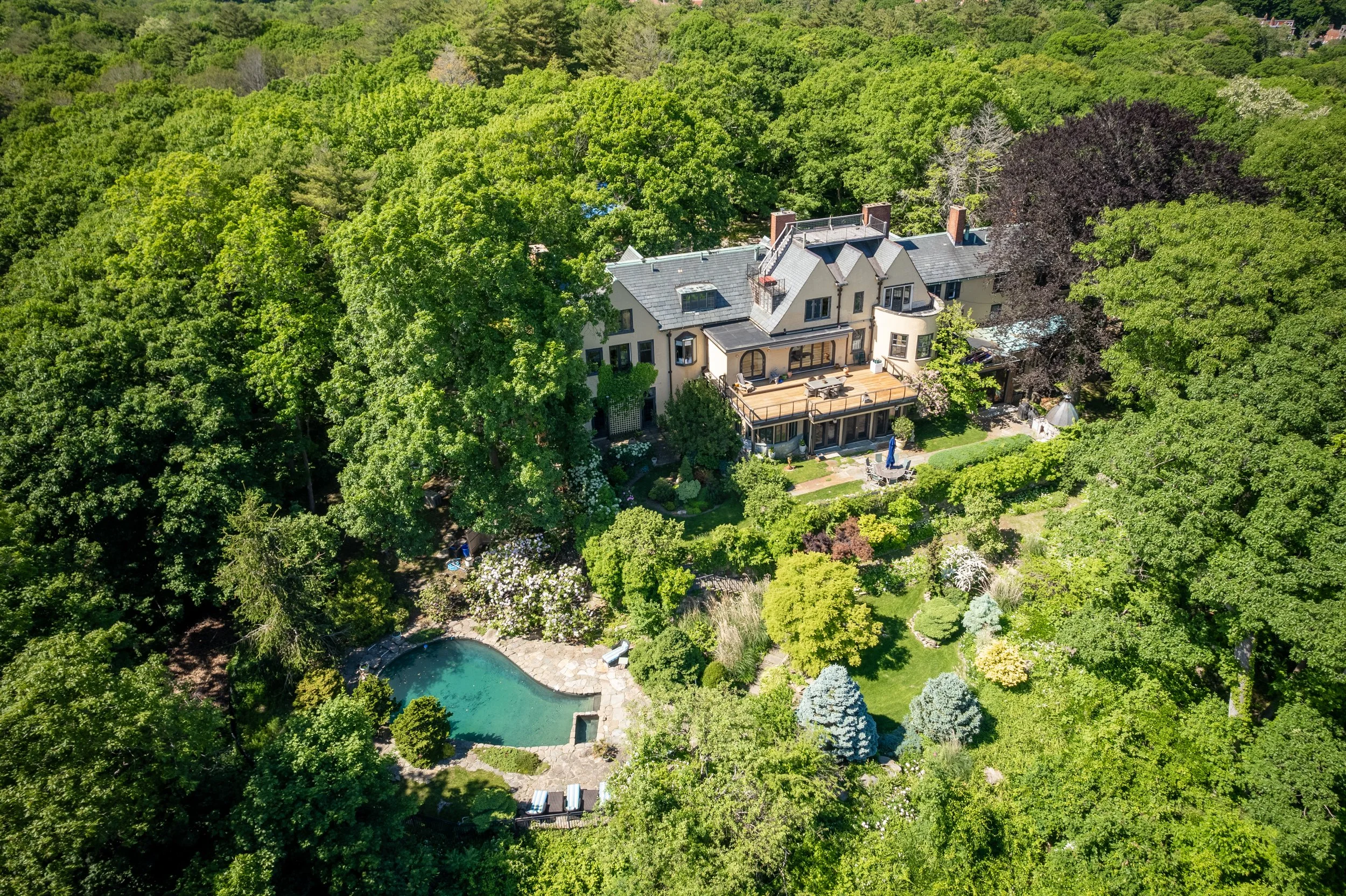MASSACHUSETTS — Compass Luxury
