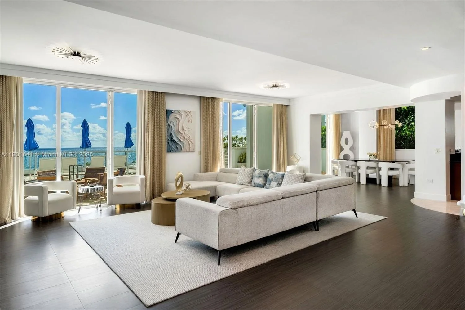 $12,000,000 | 4391 Collins Ave, Unit 512 Miami Beach, FL 33140