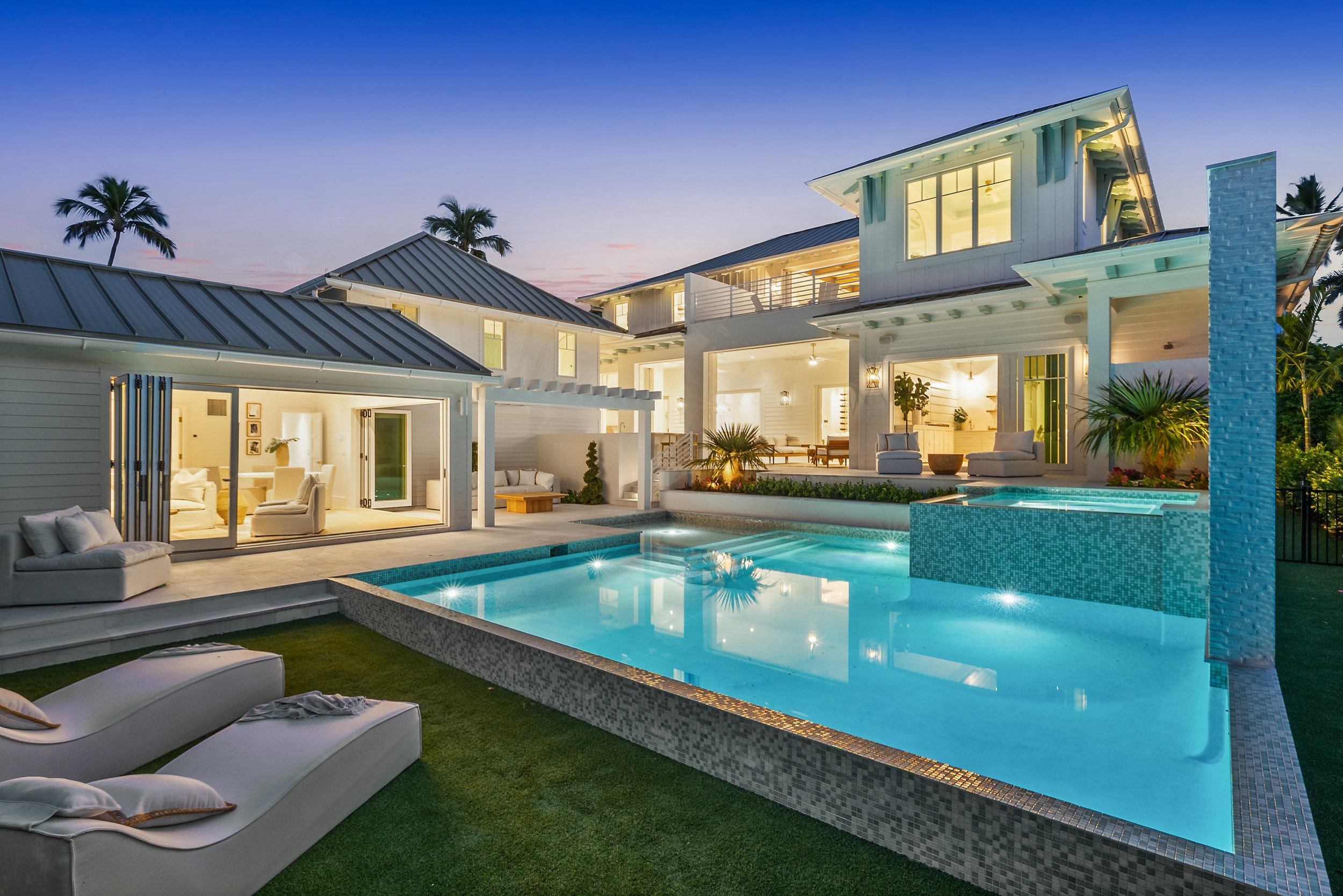 $17,999,000 | 187 10th Ave S, Naples, FL 34102