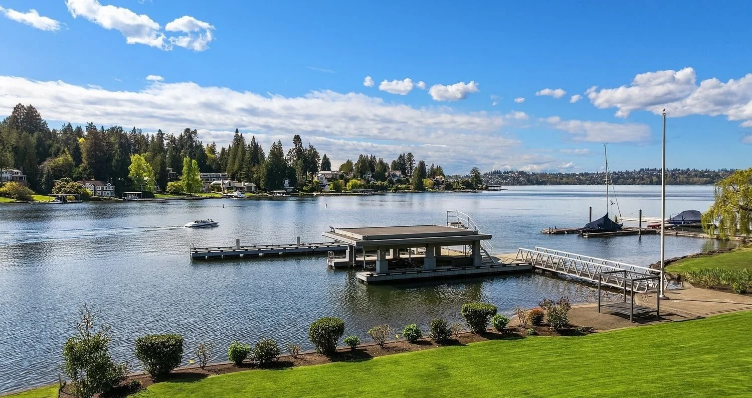 Luxury Lakefront Properties 