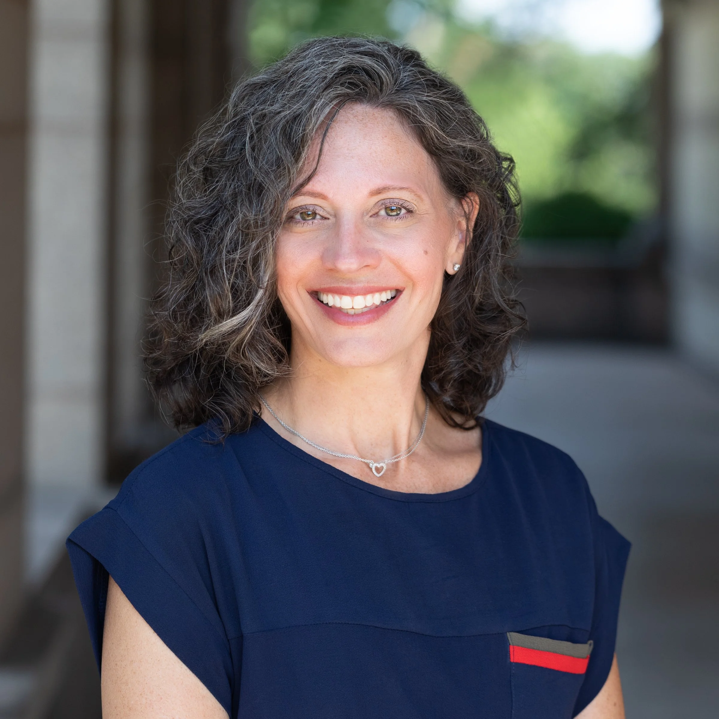 Julie McKinnon