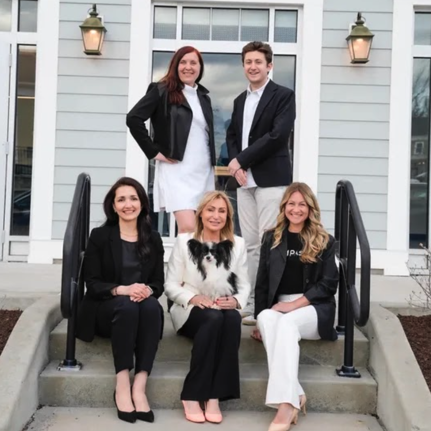 Natalia Wixom Team at Compass