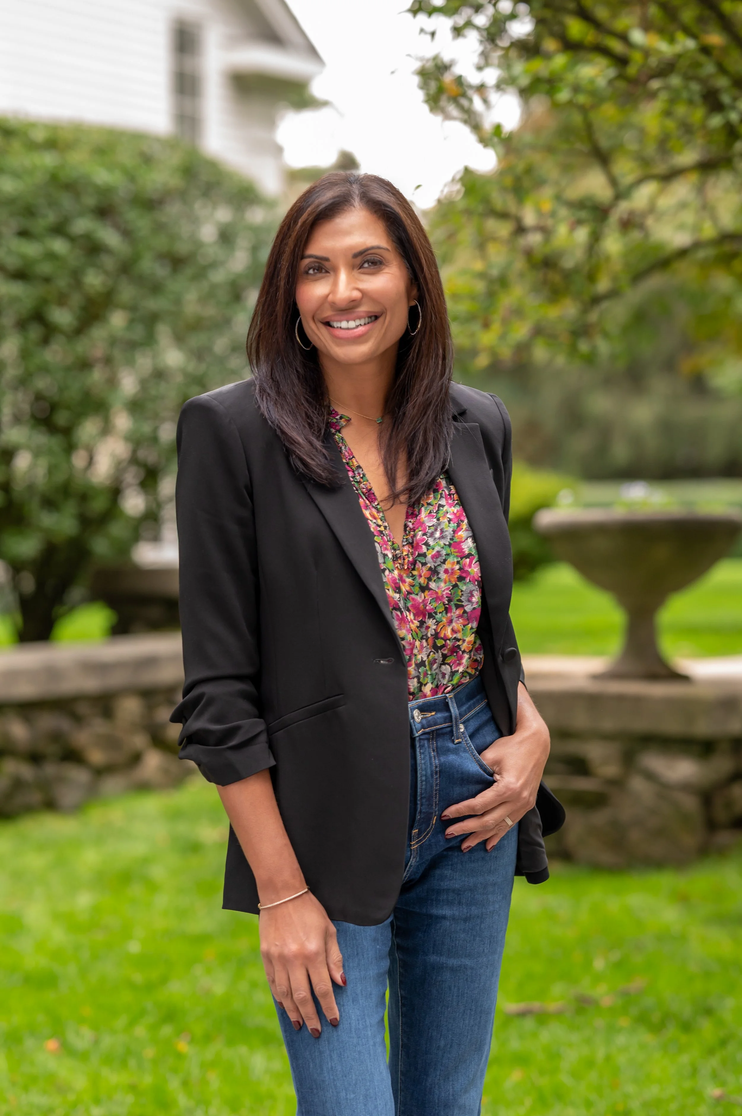 Yashmin Lloyds