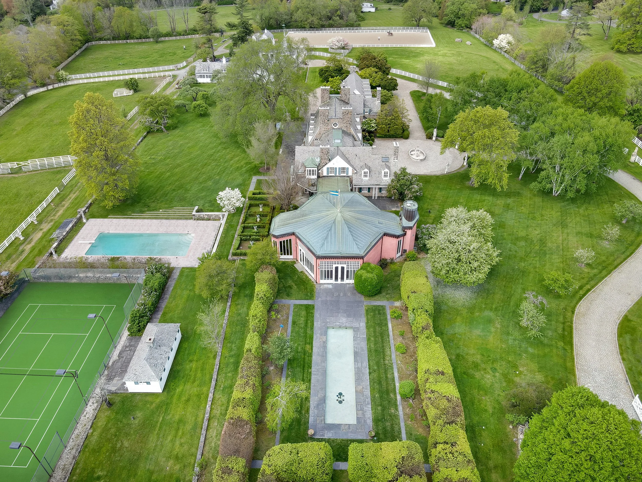 $24,000,000 | 5-7 John St, Greenwich, CT