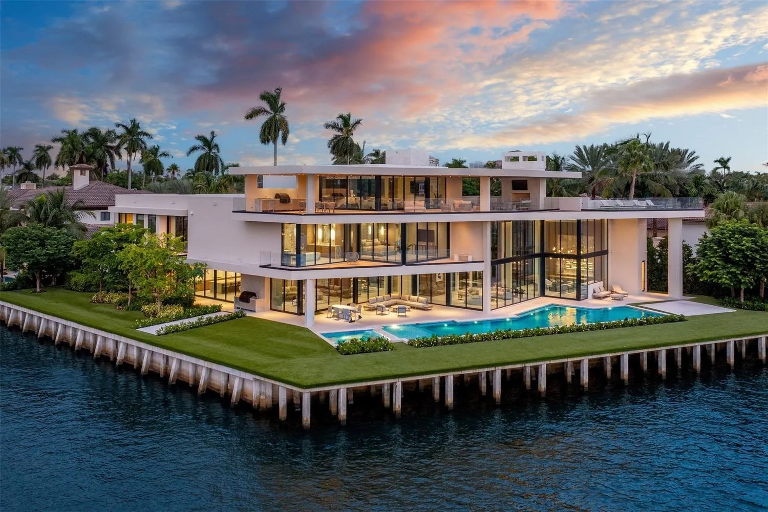 $44,995,000 | 625 San Marco Dr, Fort Lauderdale, FL