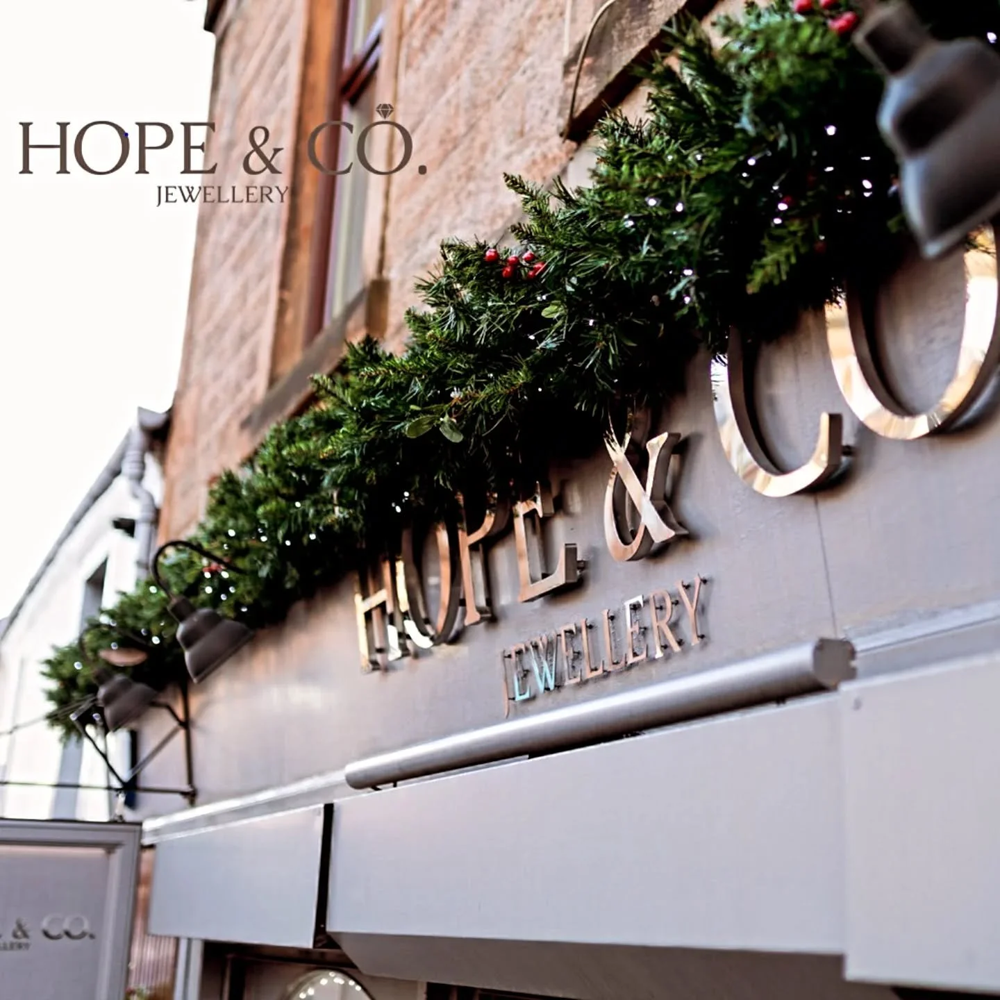 The countdown to Christmas is on.

Amid the festive rush&nbsp;choose a more thoughtful way to&nbsp;shop for&nbsp;Christmas&nbsp;gifts.&nbsp;&nbsp;

Hope &amp; Co Jewellers..where expertise and personal attention are always part of the experience!

Op