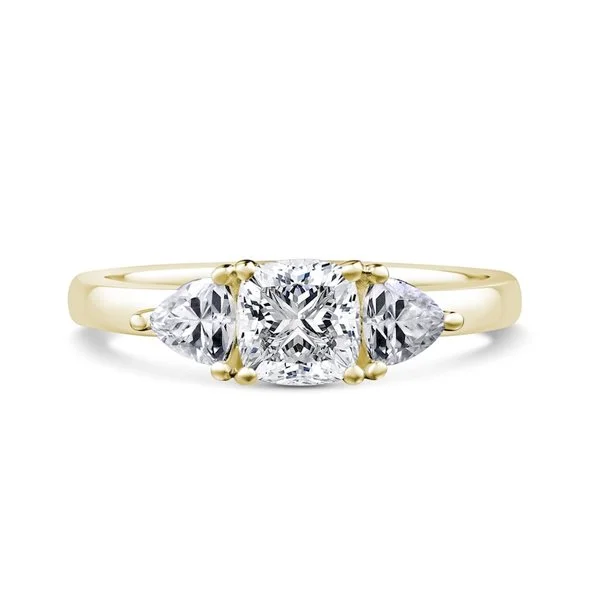 18ct YG 3 stone Ring (1).jfif