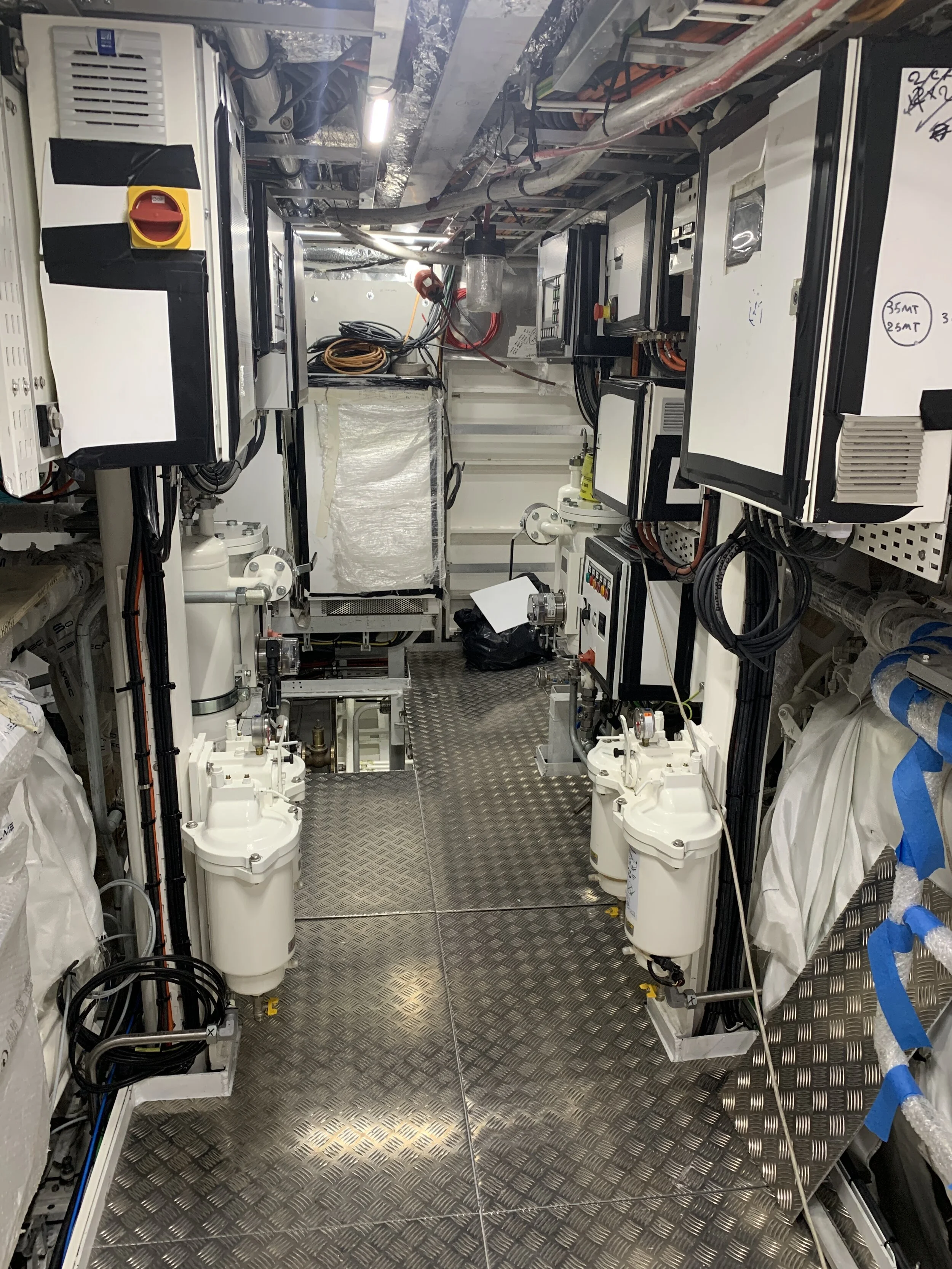 Deck plate installation