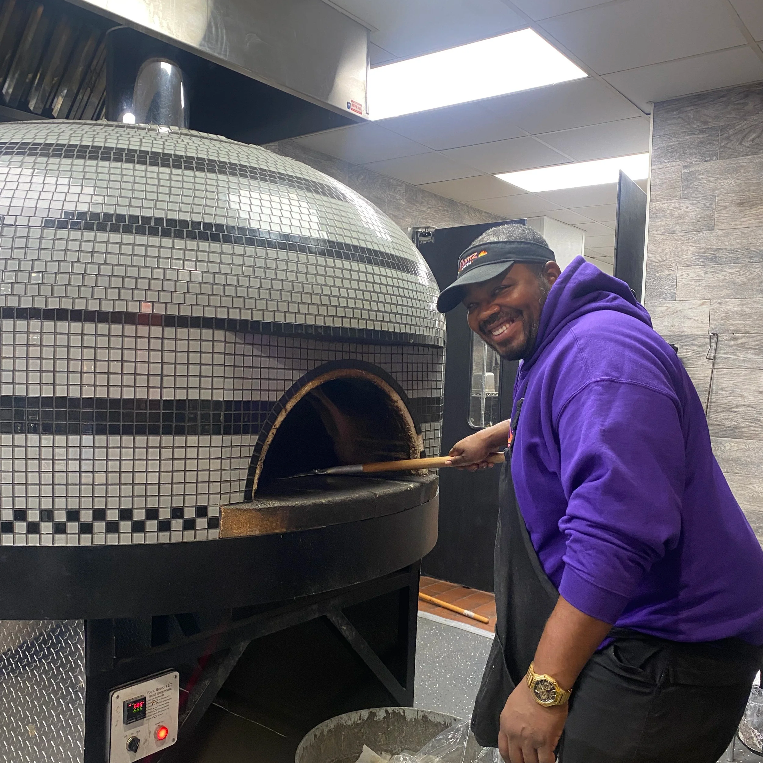 Flamz Pizzeria is Back and Better Than Ever!