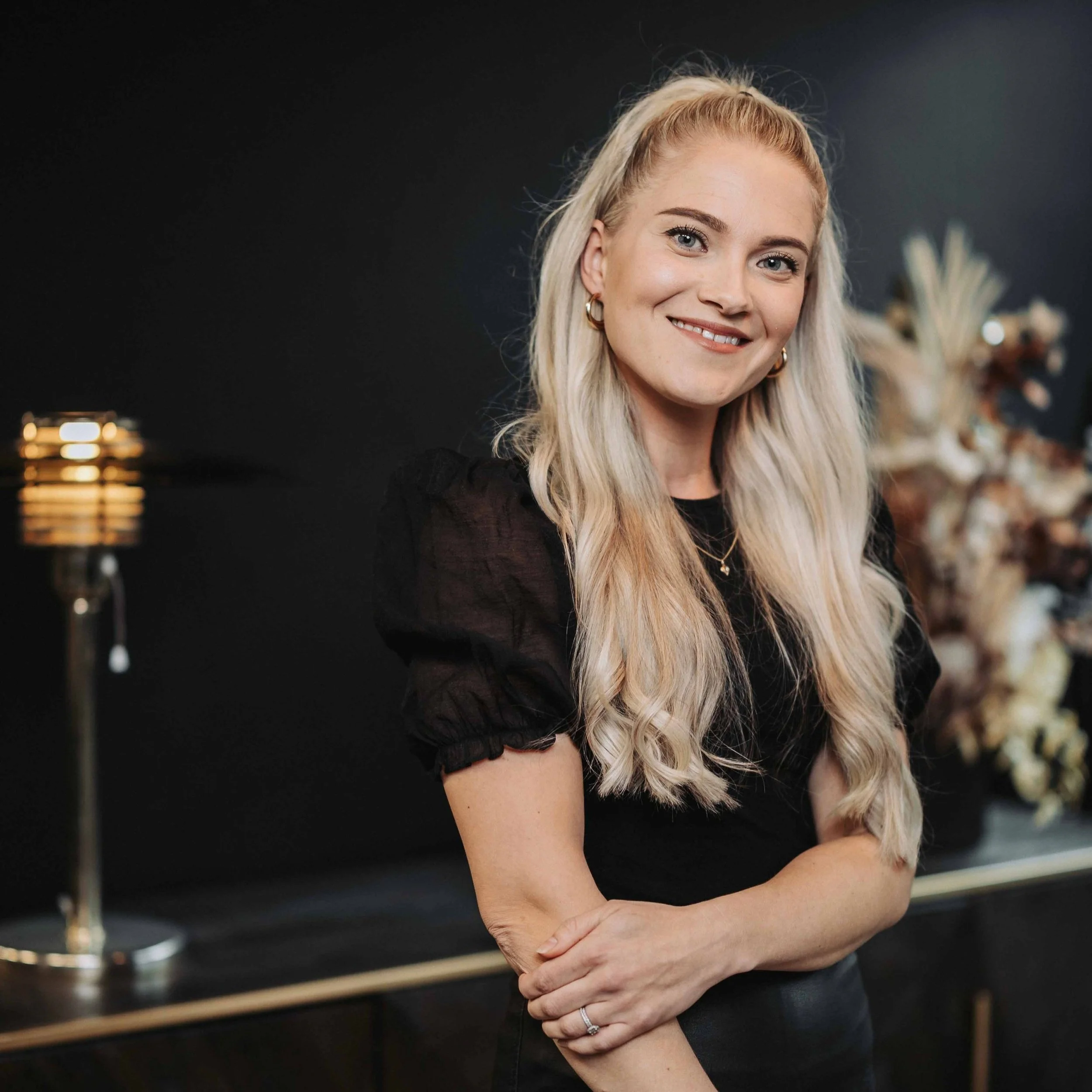Pouta Creative - Brändisuunnittelu - Bronde - Kauneudenhoito