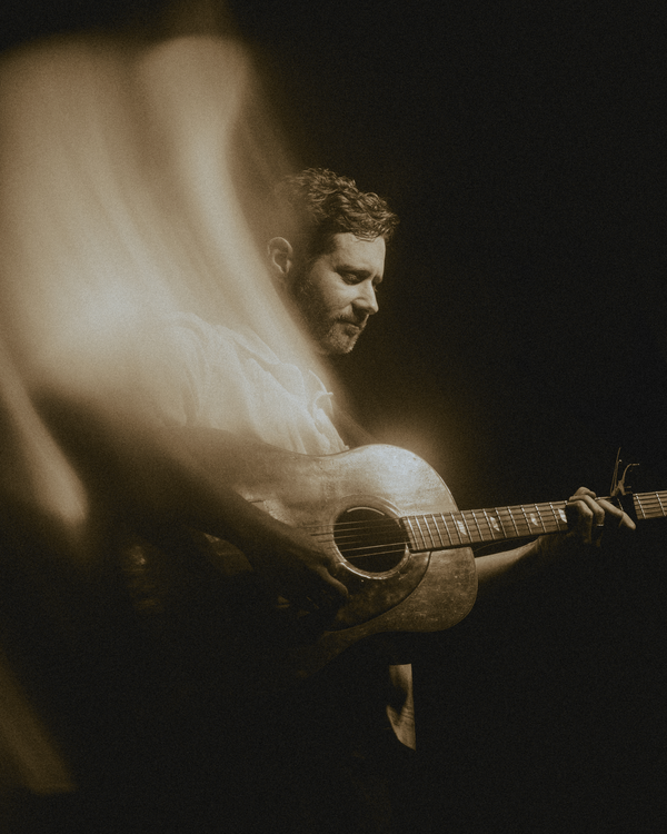 DAN MANGAN - National Light Tour 2026