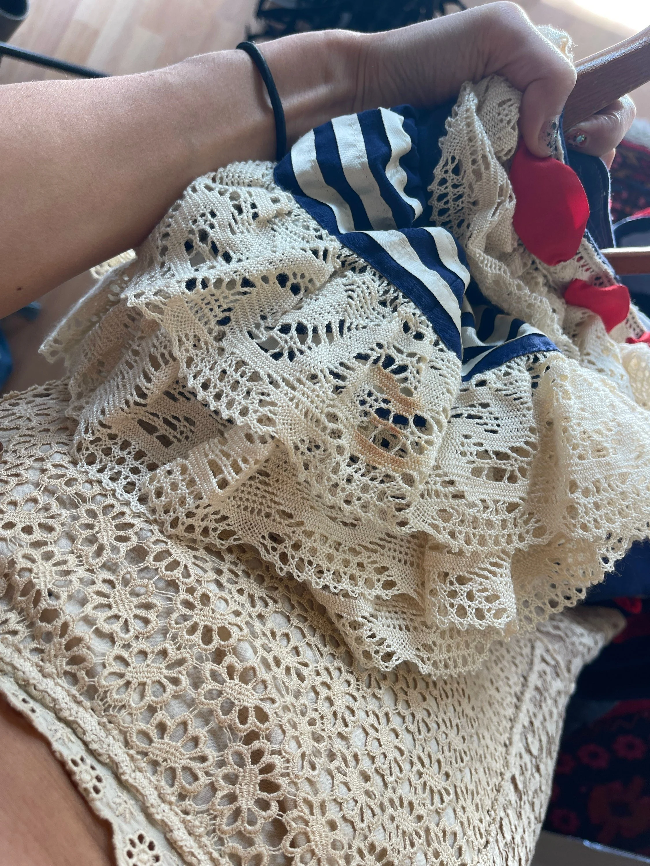 https://i.etsystatic.com/20107915/r/il/4dc83a/4764840398/il_fullxfull.4764840398_dvzq.jpg