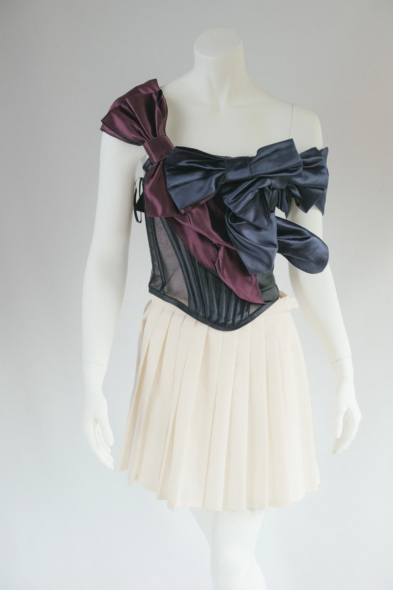 Dolce Gabbana 2009 Purple Black Bow Boned Corset Exceptional IT 42
