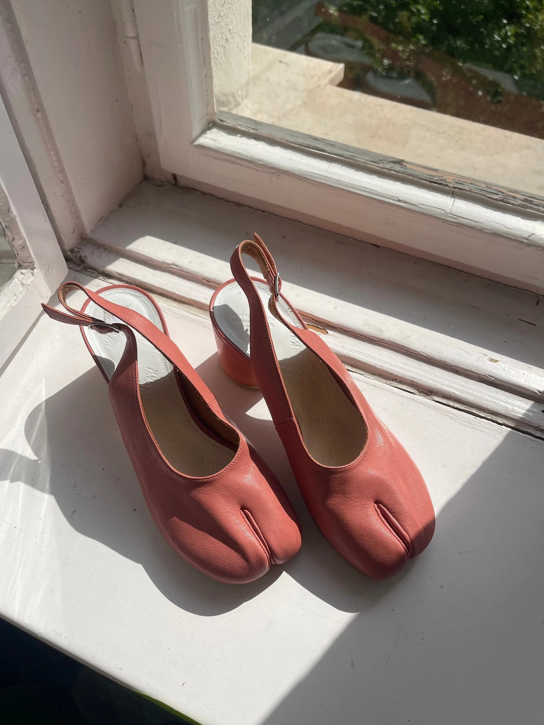 DE264E55-22E5-4D7D-B2D5-AB32E21EEED8