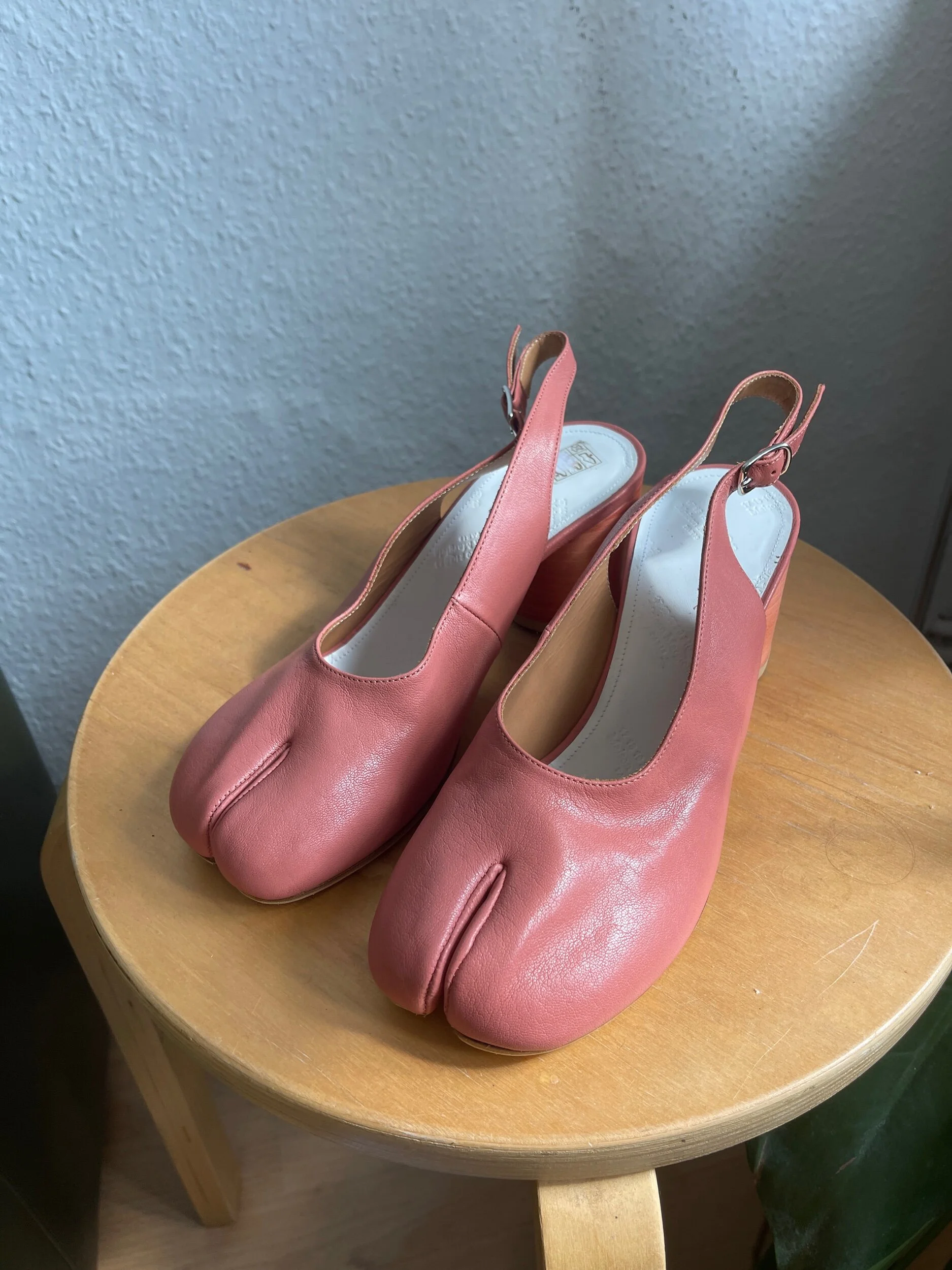 6761F2D5-38A7-42CF-B2FC-5824017534DB