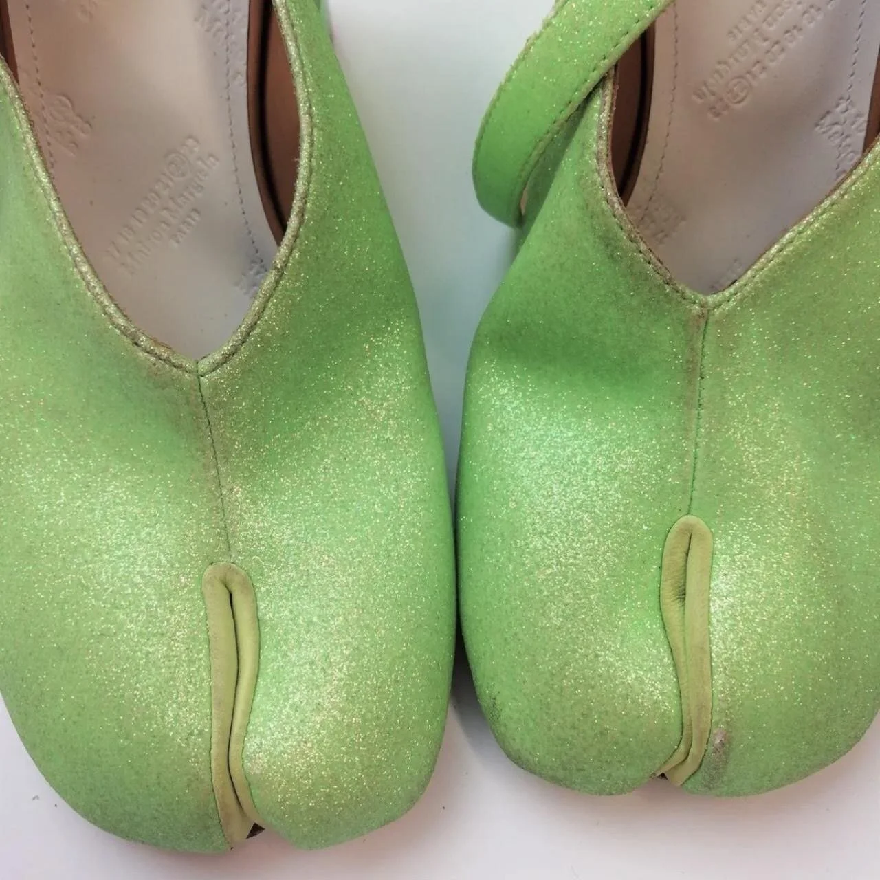 8F56E595-CF16-49F4-96F2-5051DDCED847