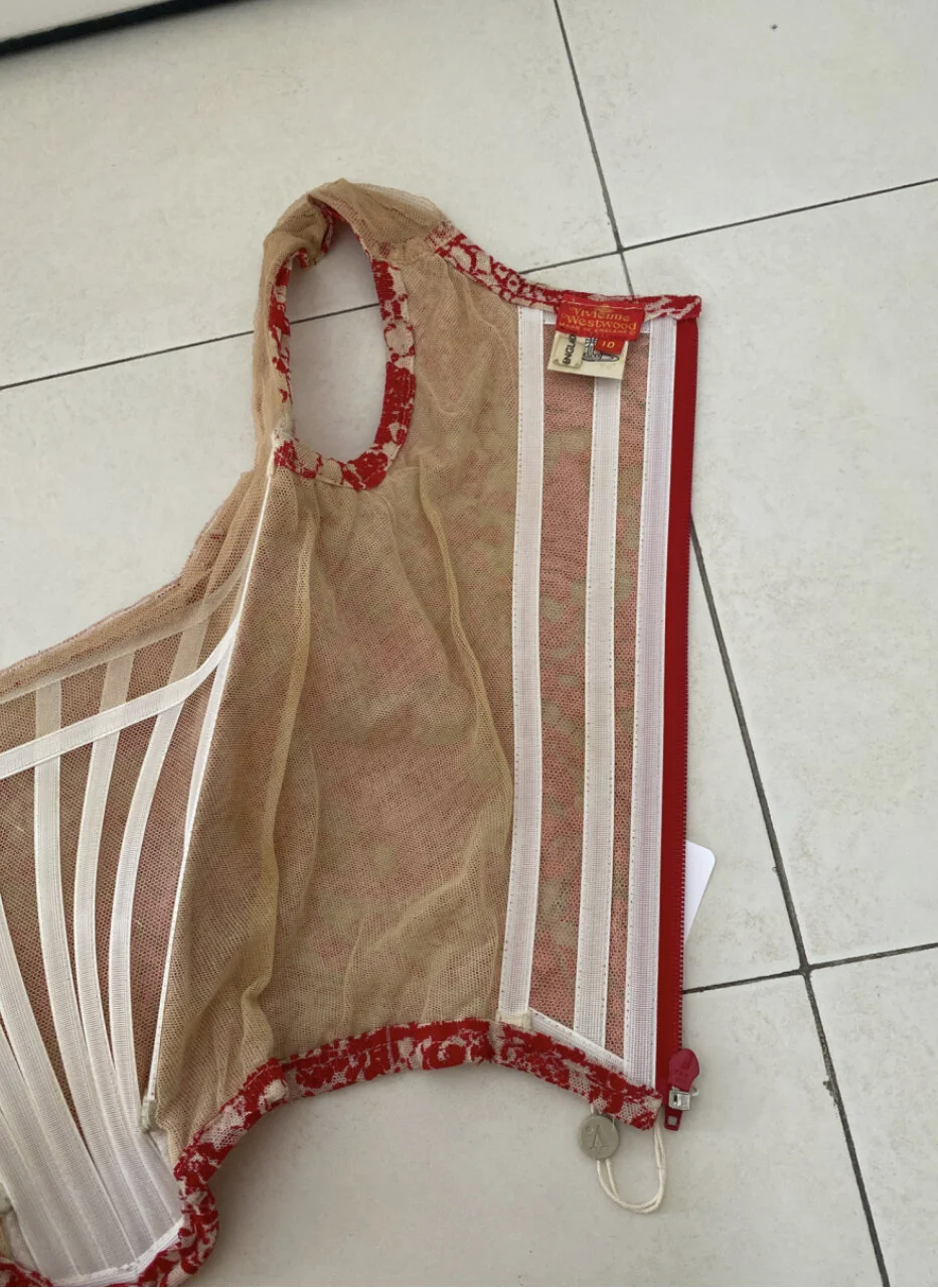 9B360814-3217-49A7-97D4-149FA89C4C0F