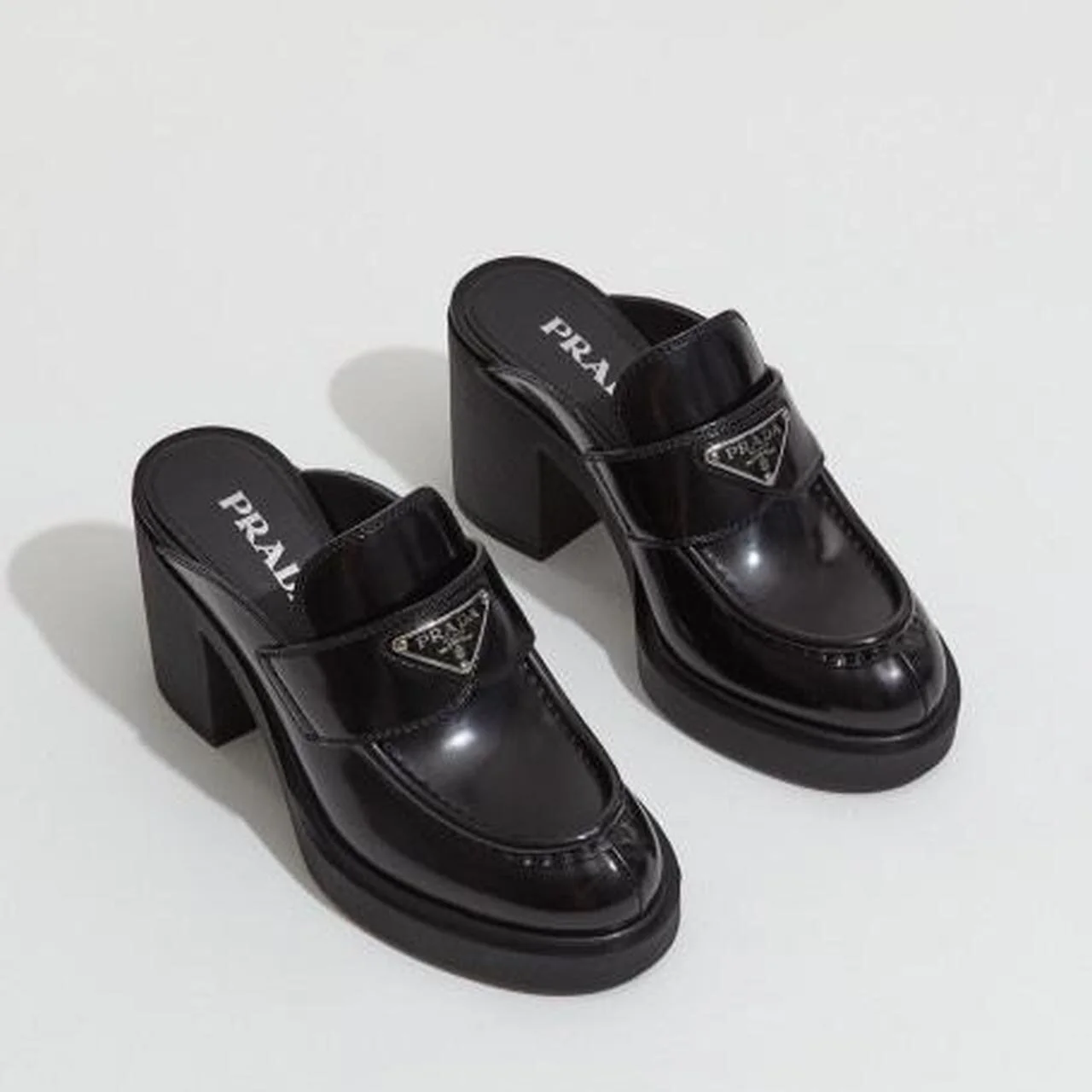 AED8881B-D335-4708-A3E9-A18F7EFD7A88