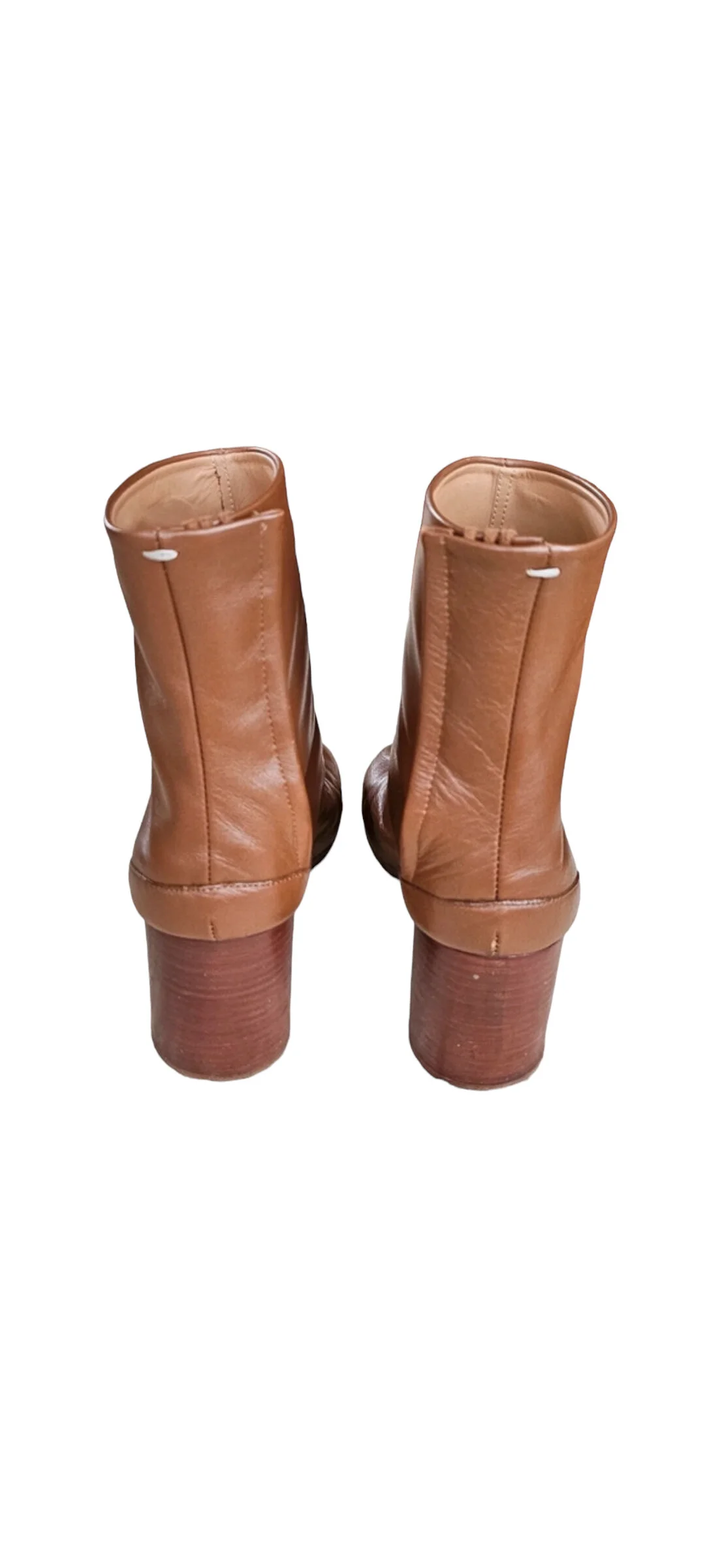 A45D4D10-3DD5-4995-AEA3-C5AB91EB96F7