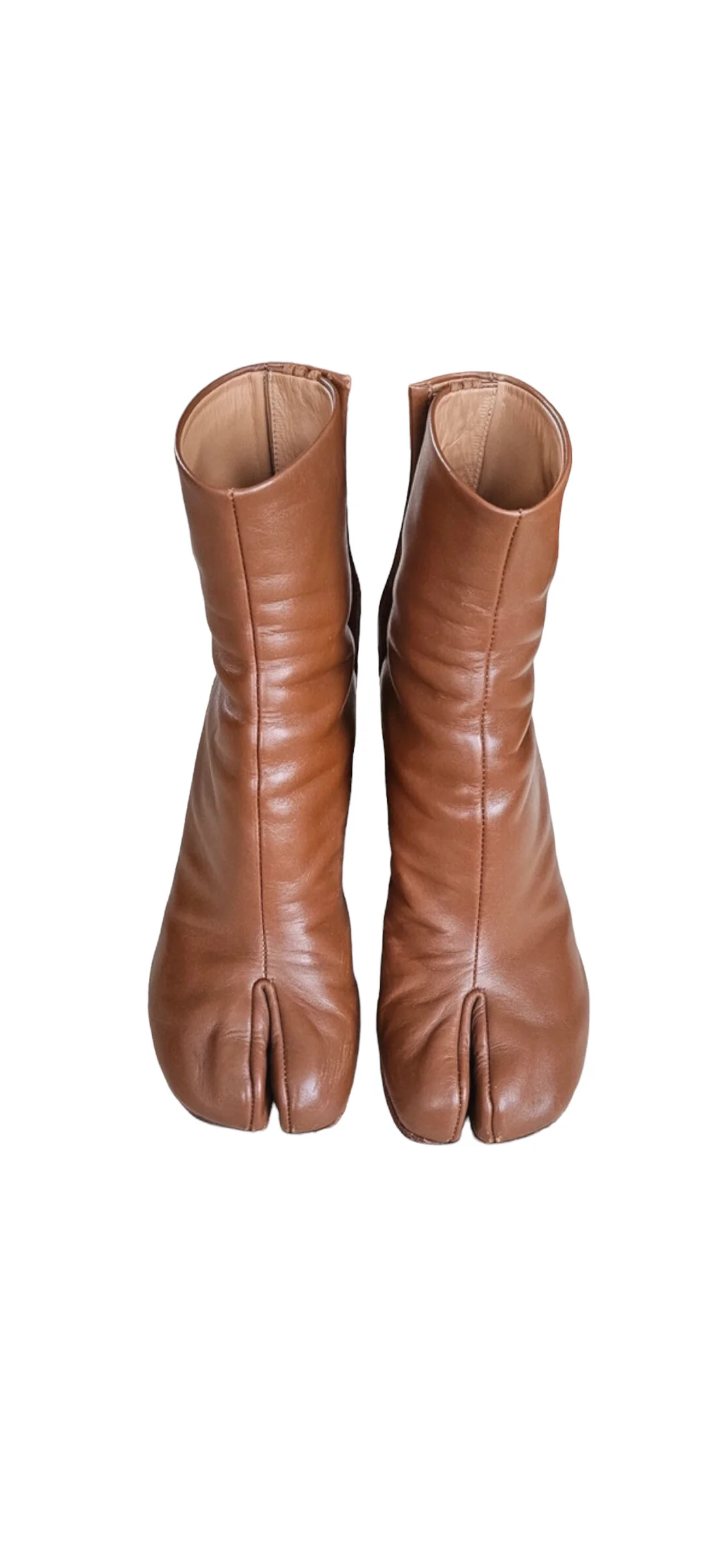 B1D9749E-7200-46DA-B803-1B5A5EB7D6B5